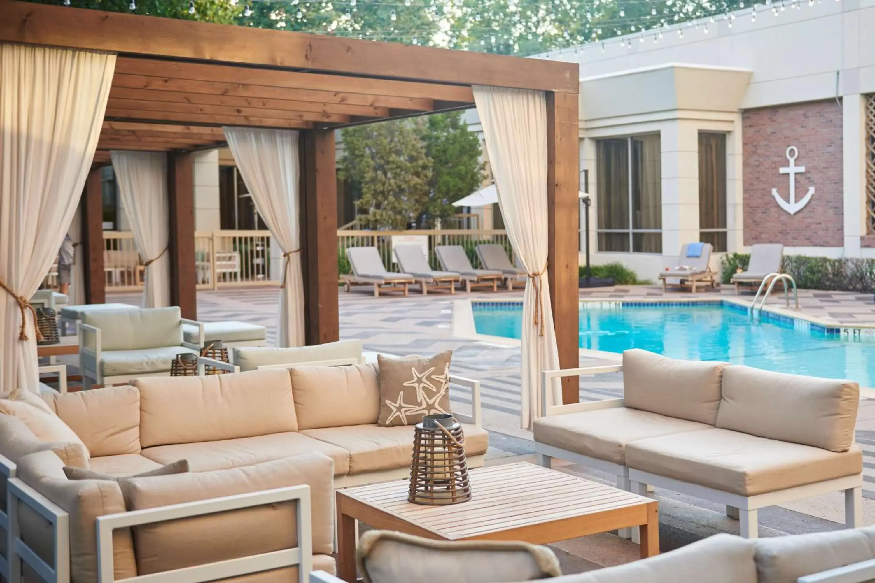 Pool view, Swimming Pool in DoubleTree by Hilton Dallas Market Center