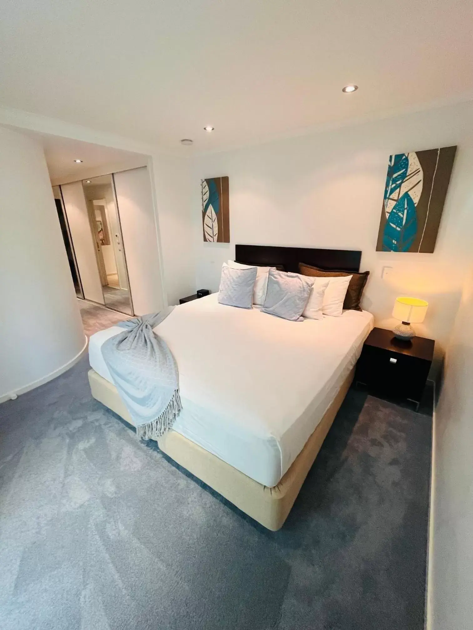 Bedroom, Bed in at Marina Shores