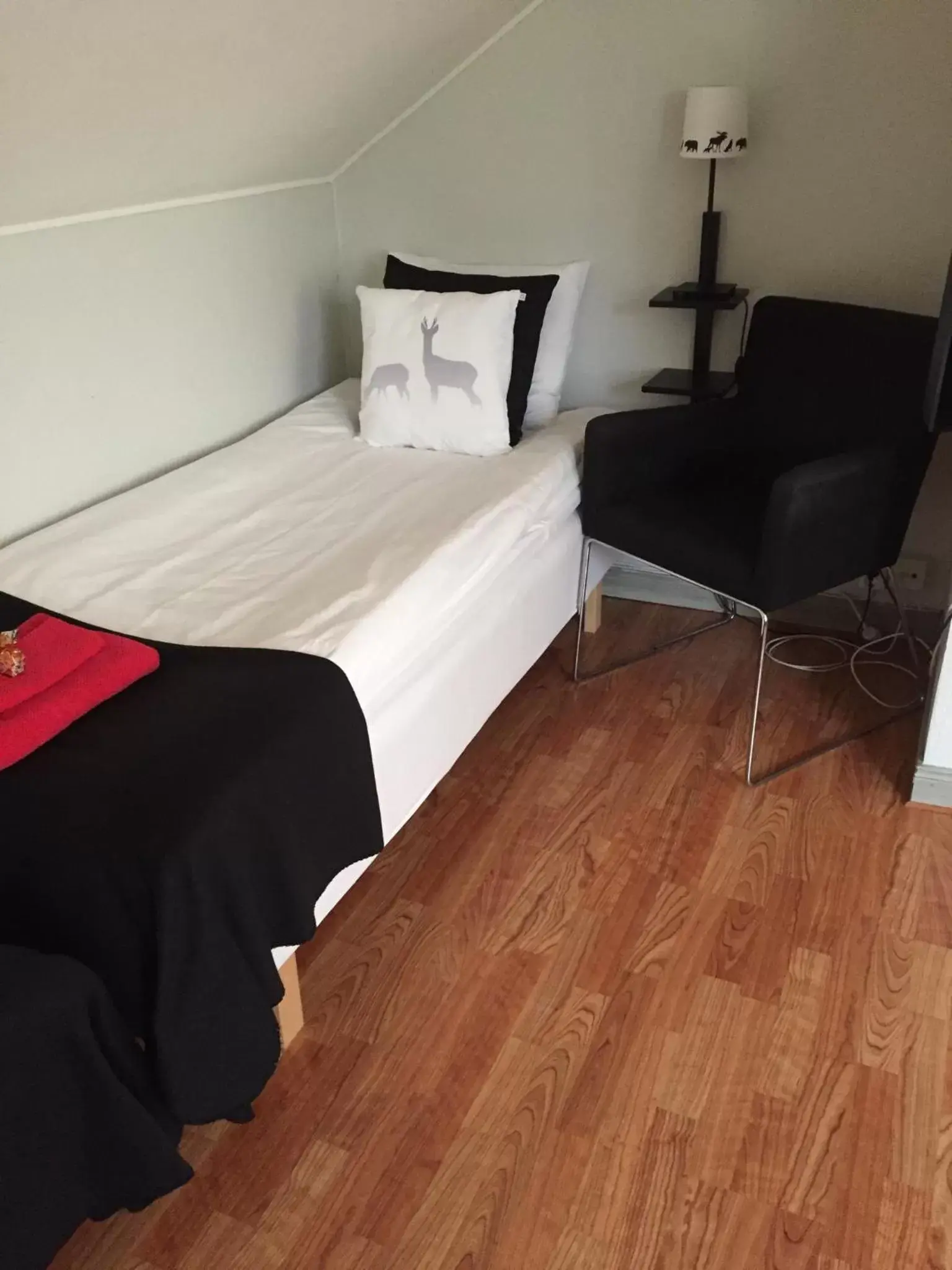 Quadruple Room with Private Bathroom - single occupancy in Norrgården i Sandviken Quadruple Room with Private Bathroom - single occupancy in Norrgården i Sandviken