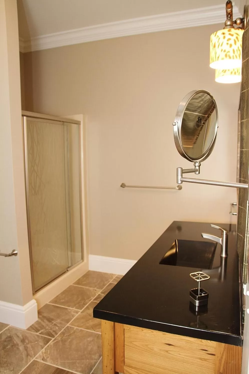 Kitchen/Kitchenette in Wishmaker House B&b