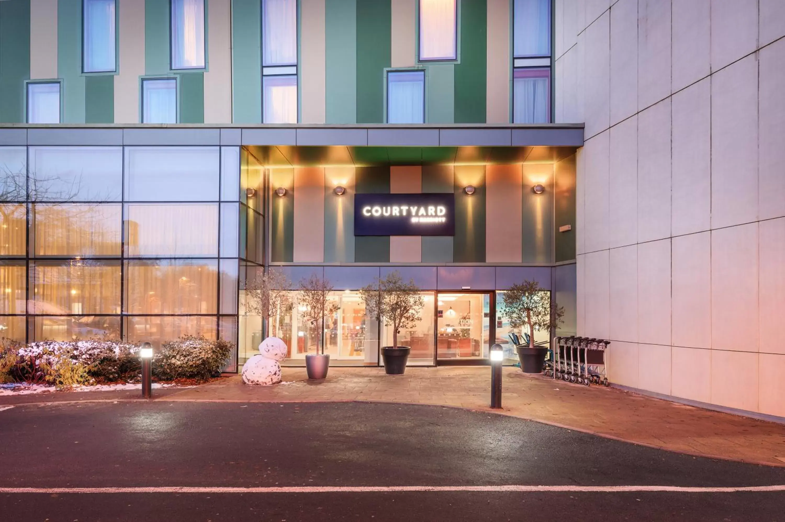 Courtyard by Marriott London Gatwick Airport