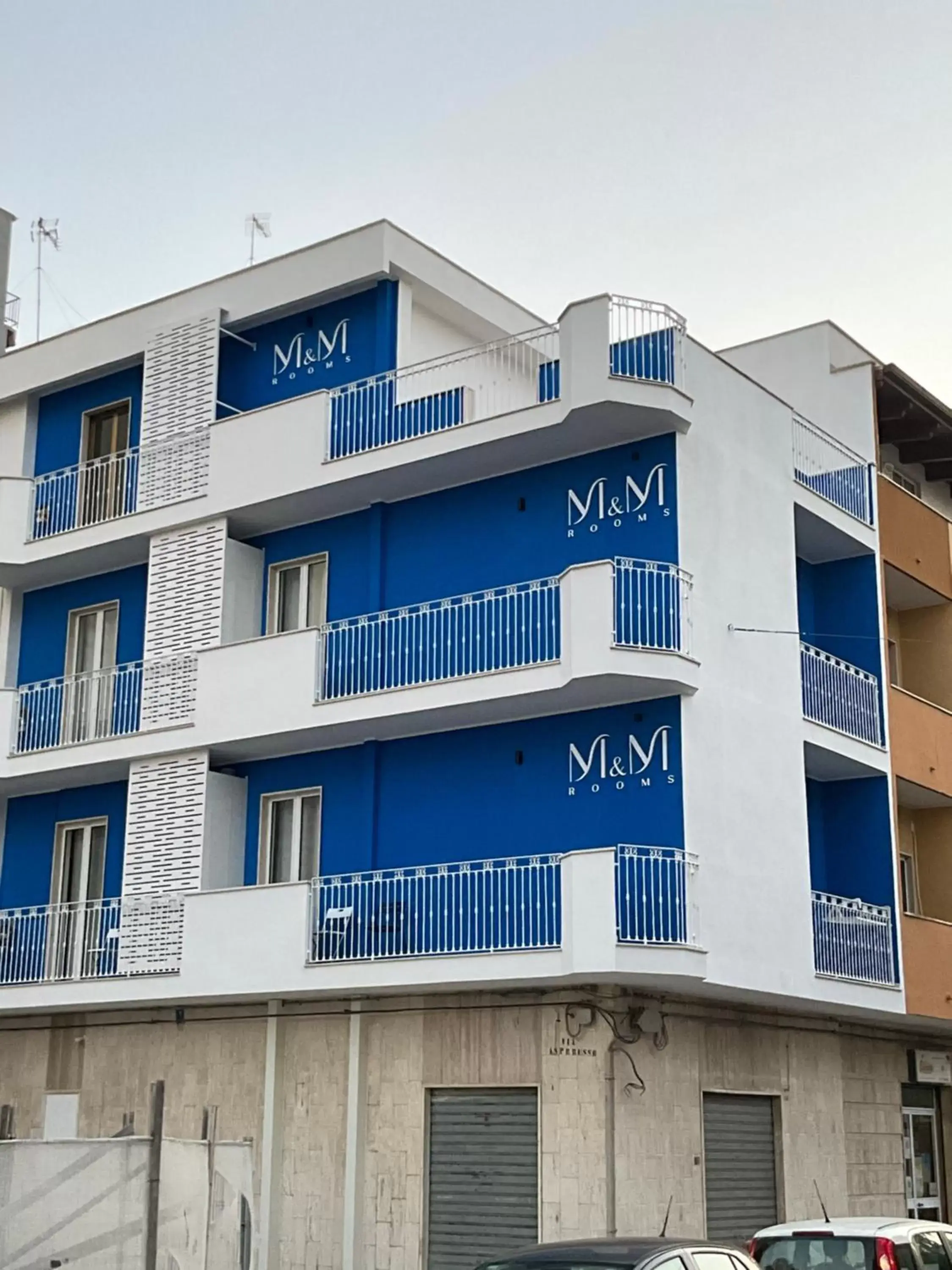 Property Building in M&M rooms Margherita di Savoia