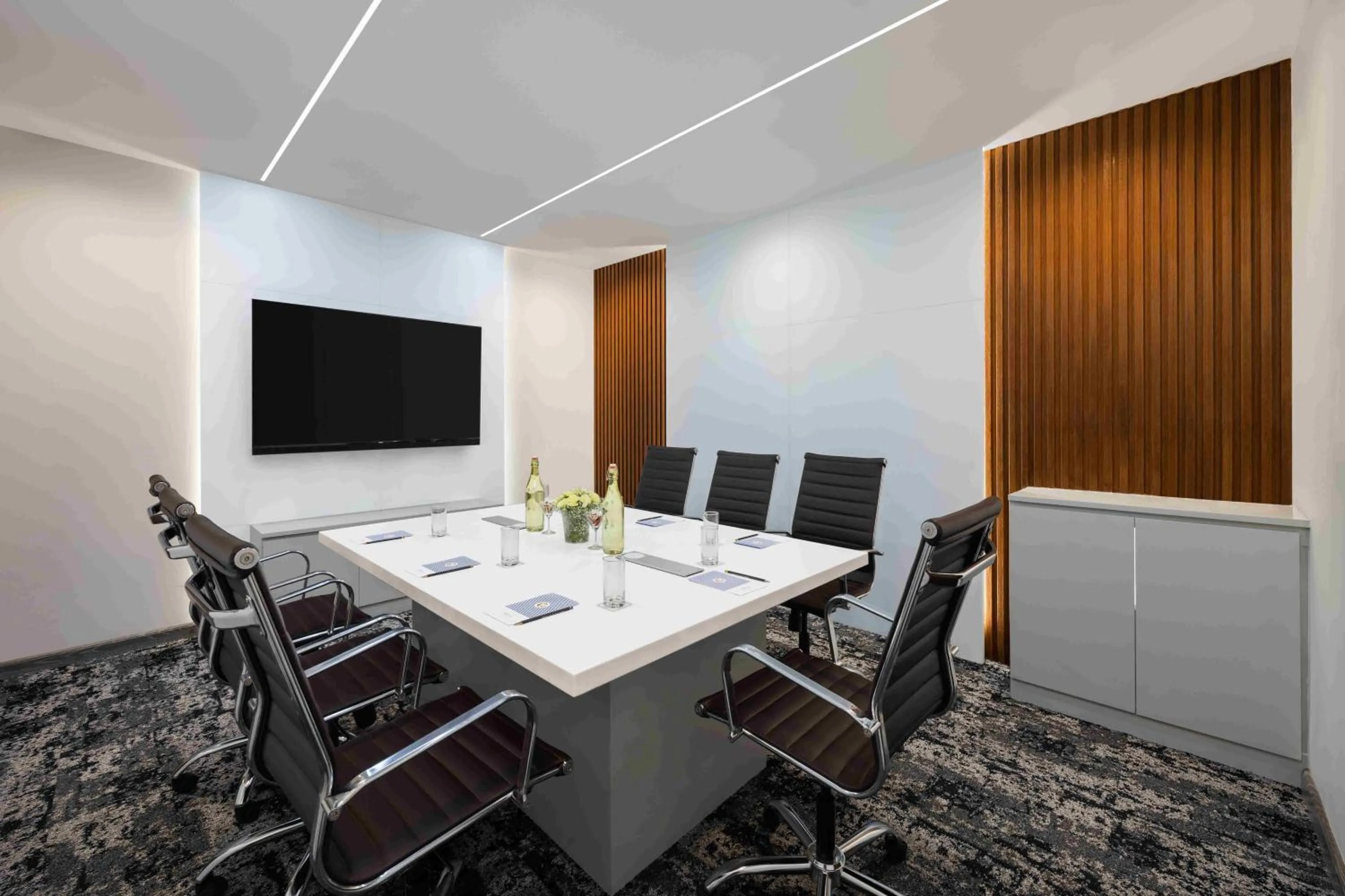 Meeting/conference room in Fortune Park, Tiruppur - Member ITC Hotels' Group