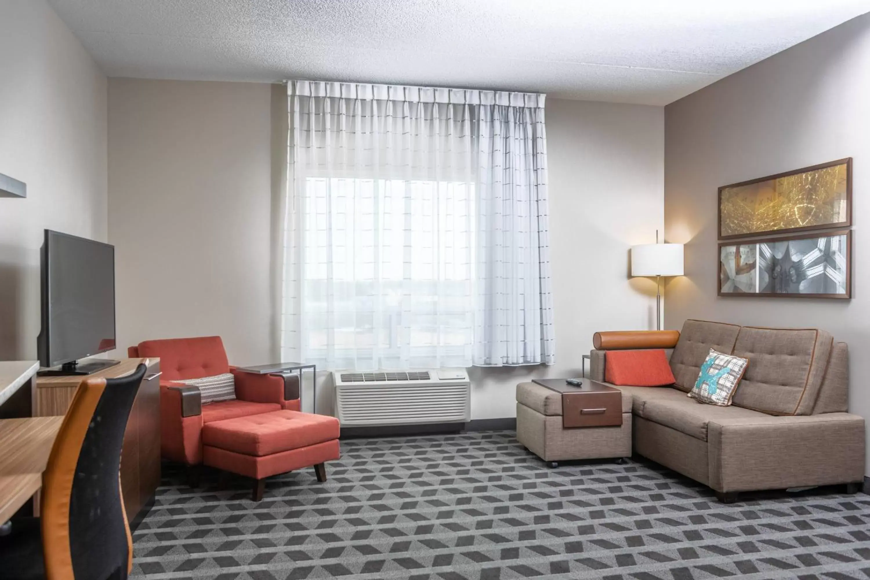 Living room, Seating Area in TownePlace Suites by Marriott Petawawa