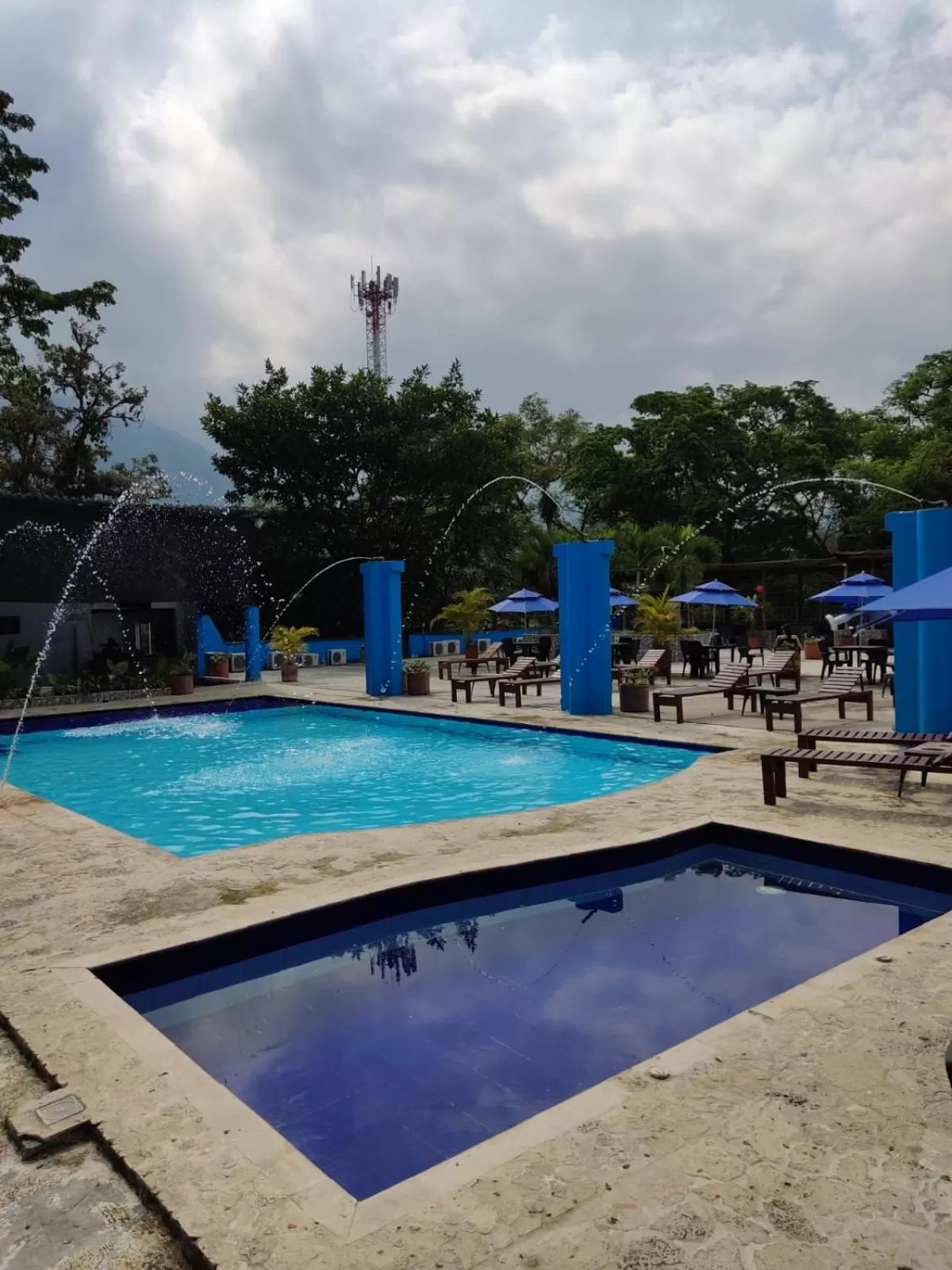 Swimming Pool in Hotel Miami Beach