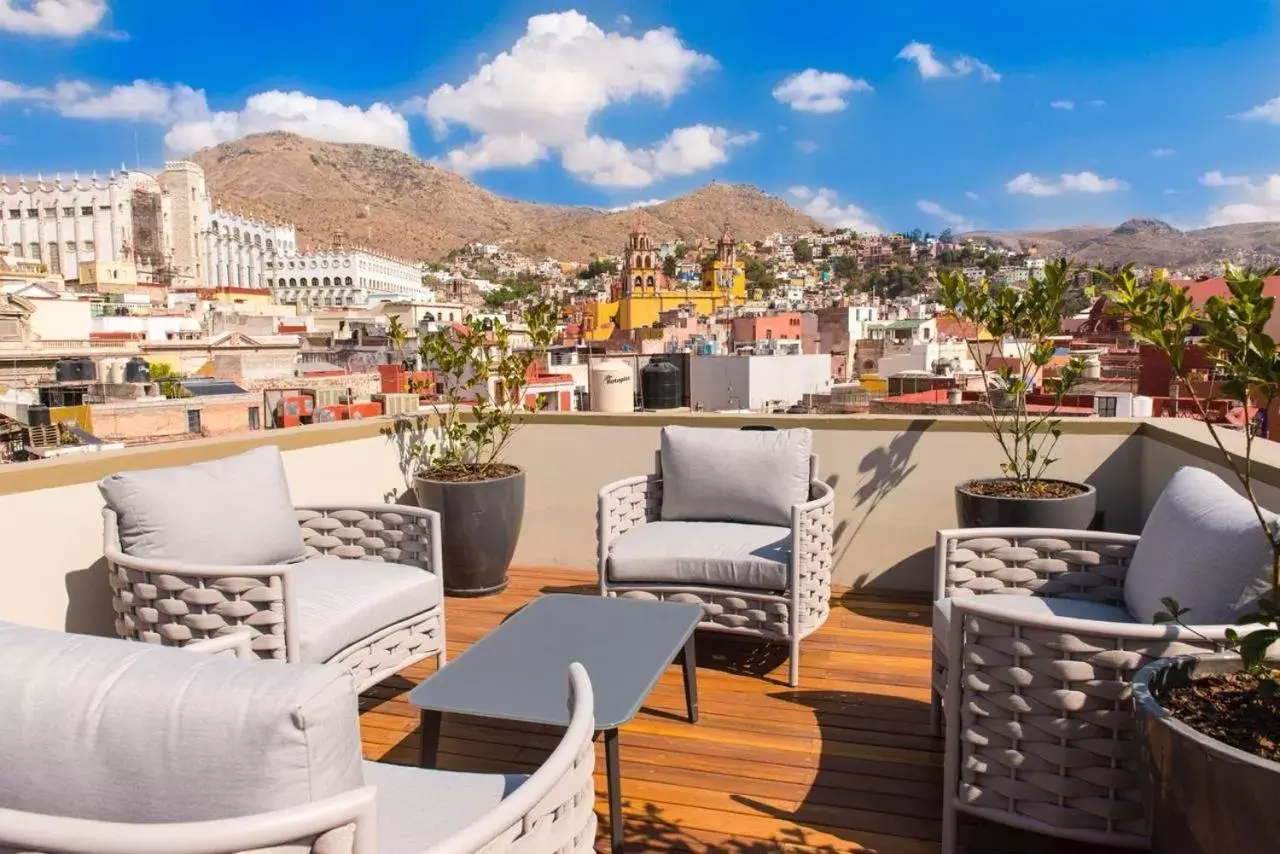 View (from property/room) in Antigua Trece Hotel Fusión View (from property/room) in Antigua Trece Hotel Fusión