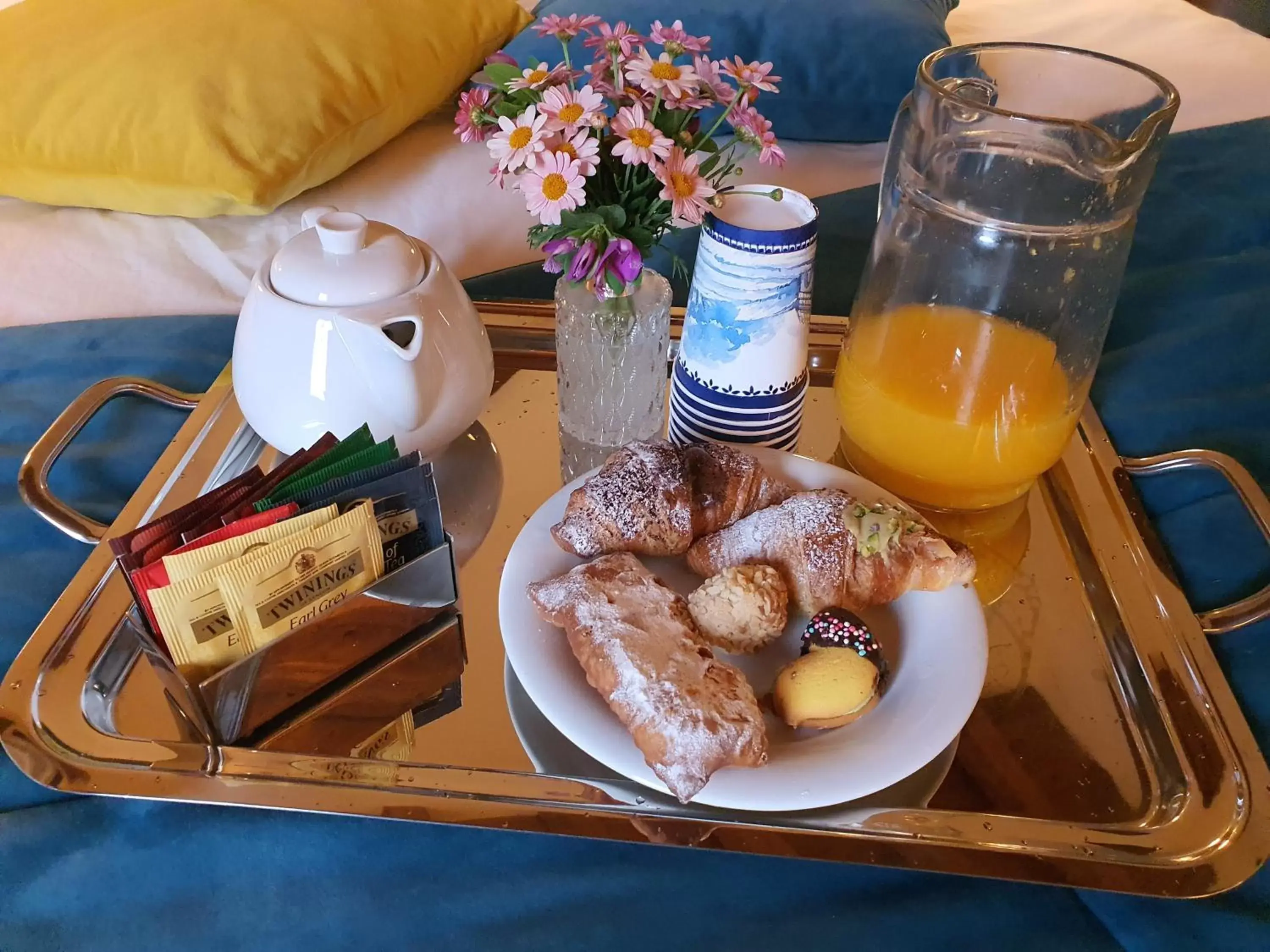 Breakfast in Hotel Villa Lampedusa