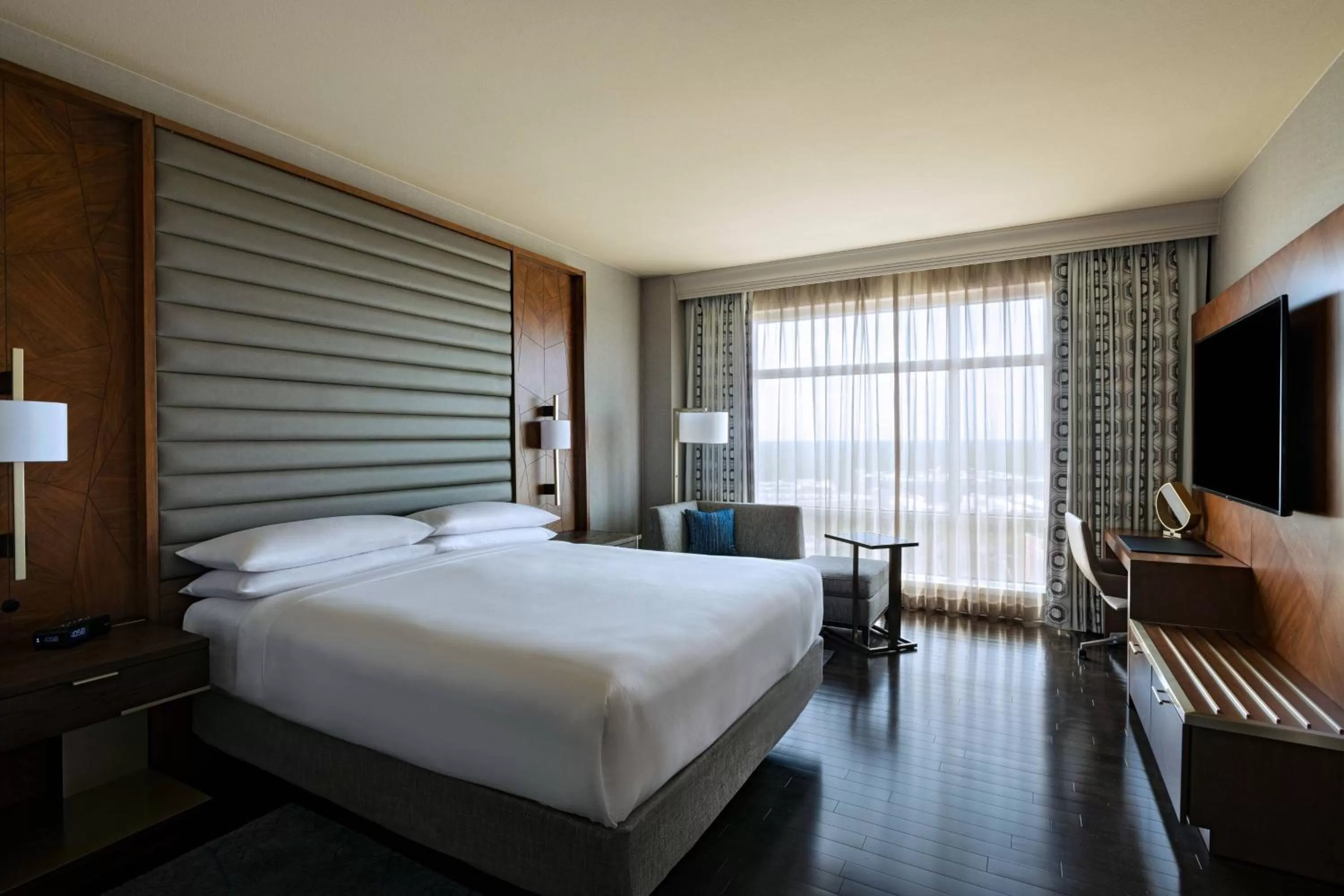 Bedroom, Bed in The Woodlands Waterway Marriott Hotel and Convention Center