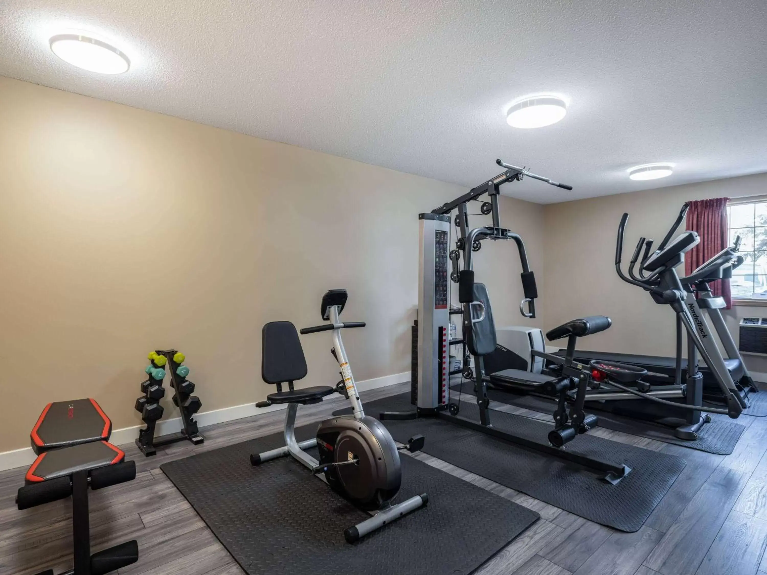 Fitness centre/facilities, Fitness Center/Facilities in Travelodge by Wyndham Lacombe