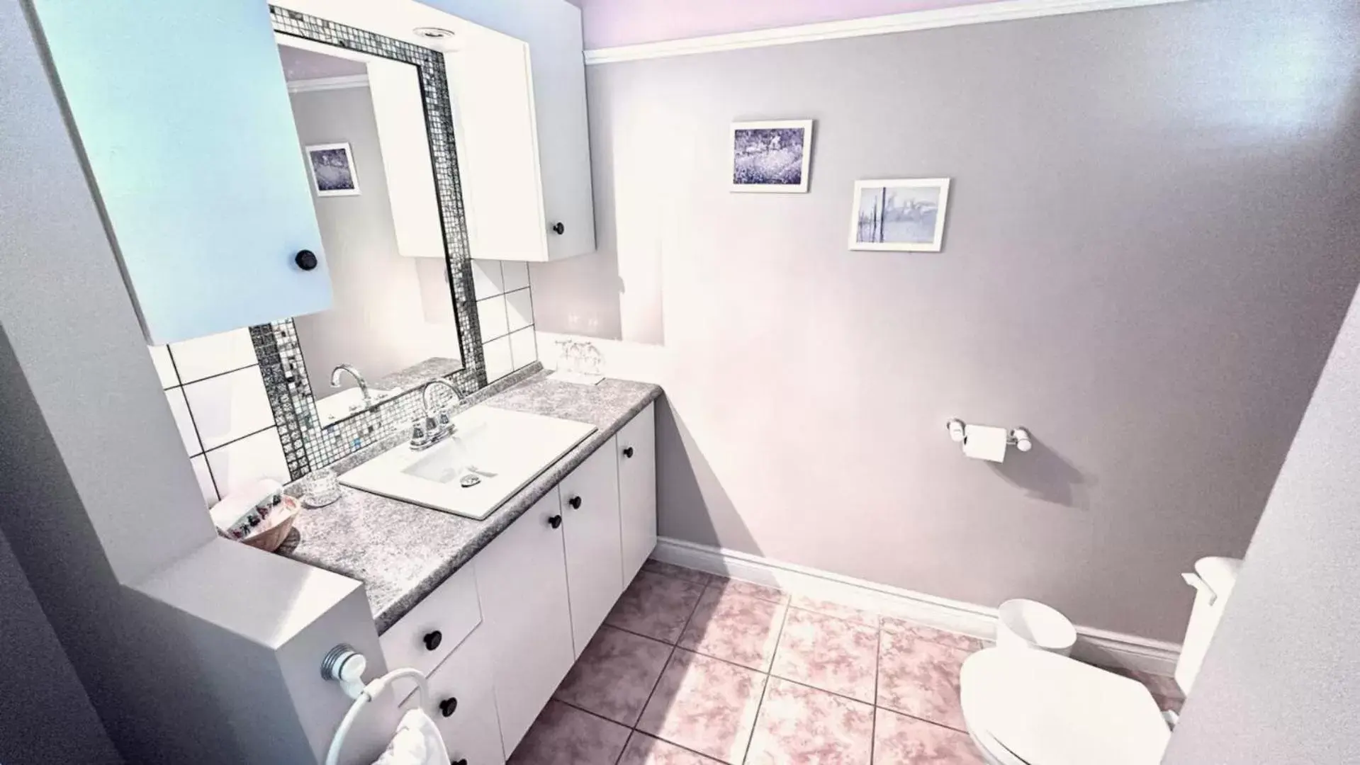 Shower, Bathroom in BNB Maison Drew