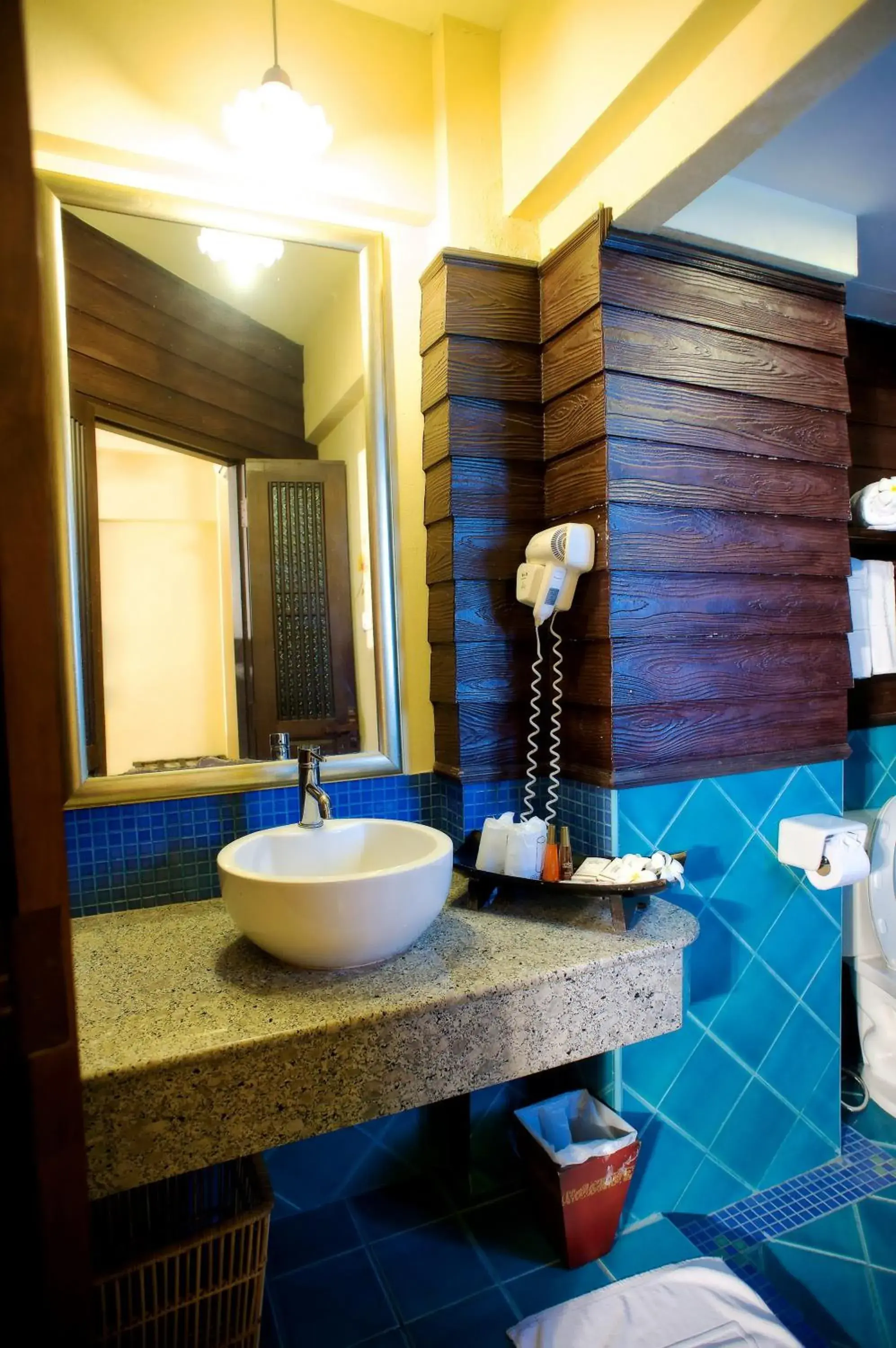 Bathroom in Chiangmai Gate Hotel