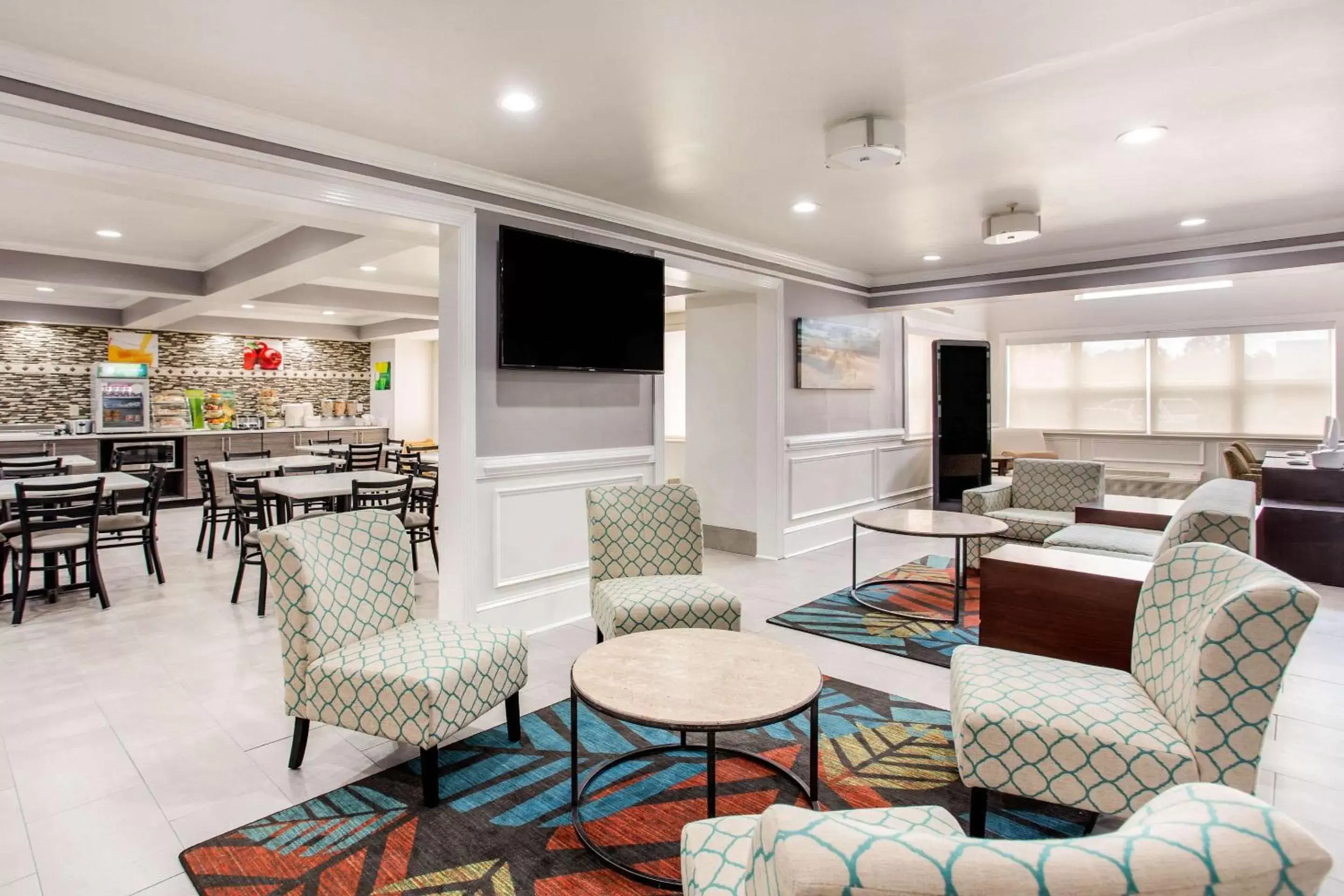 Lobby or reception, Lounge/Bar in Quality Inn & Suites - Myrtle Beach