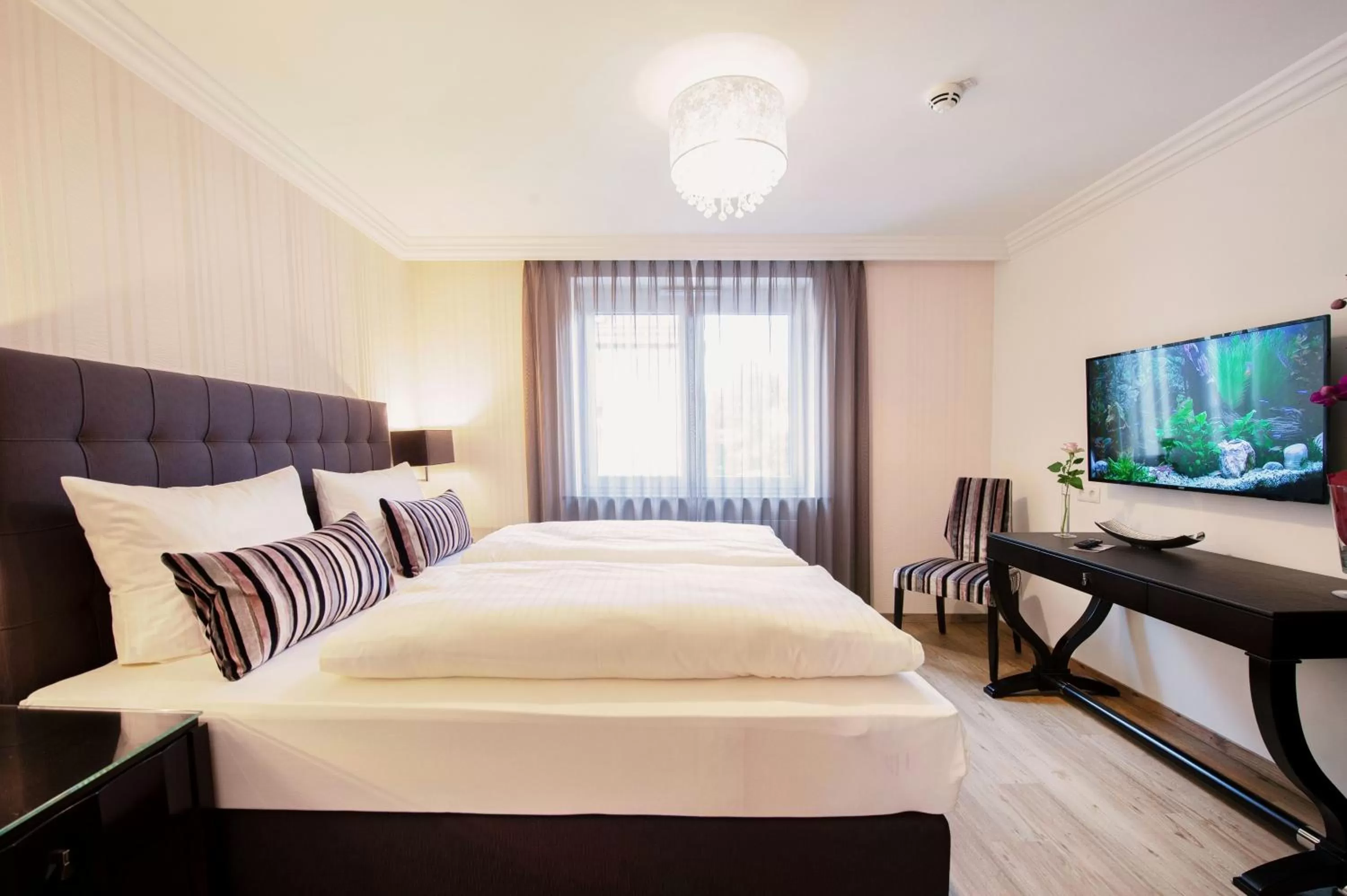 Photo of the whole room, Bed in Hotel Residenz am Rosengarten