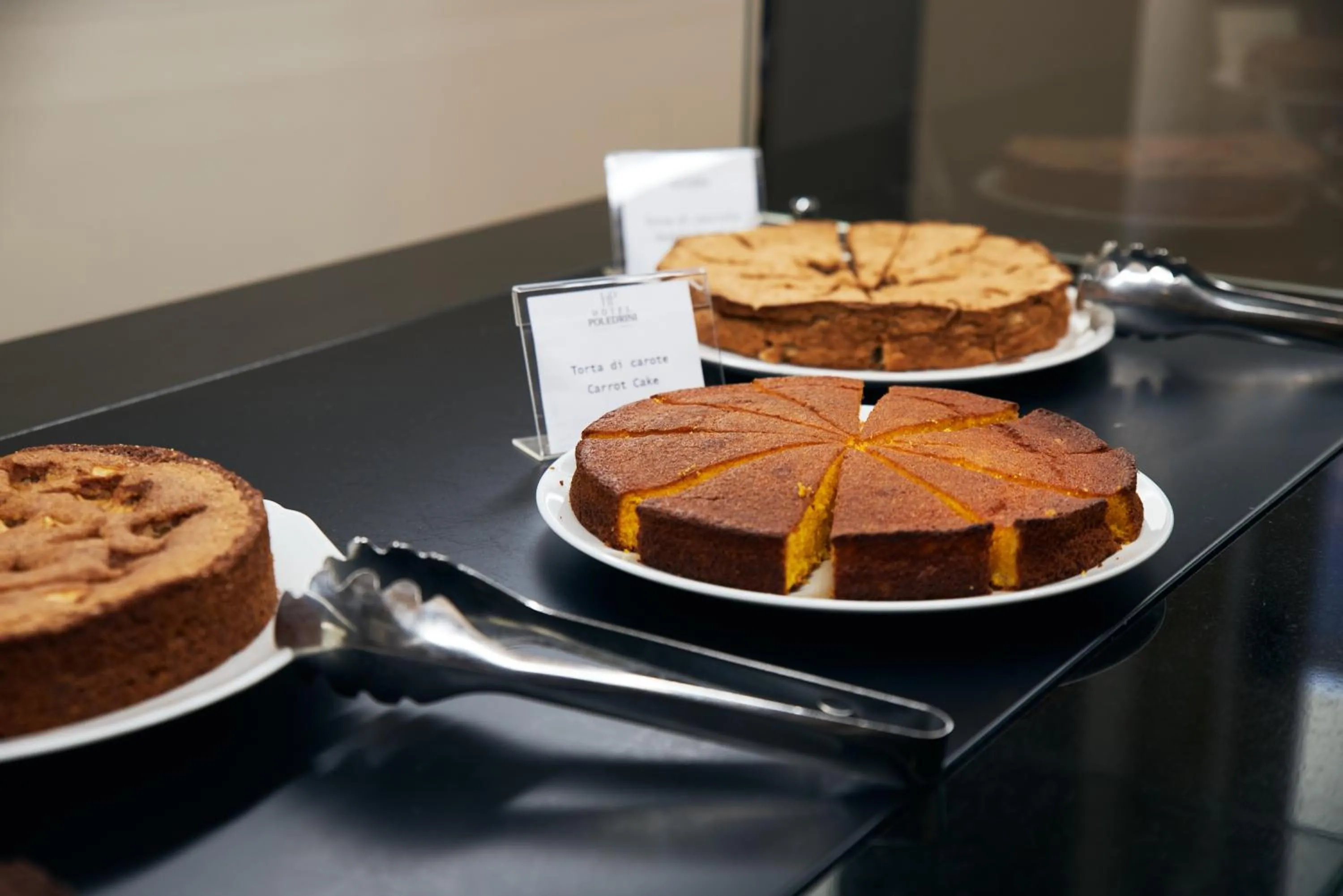 Food and drinks in Hotel Poledrini