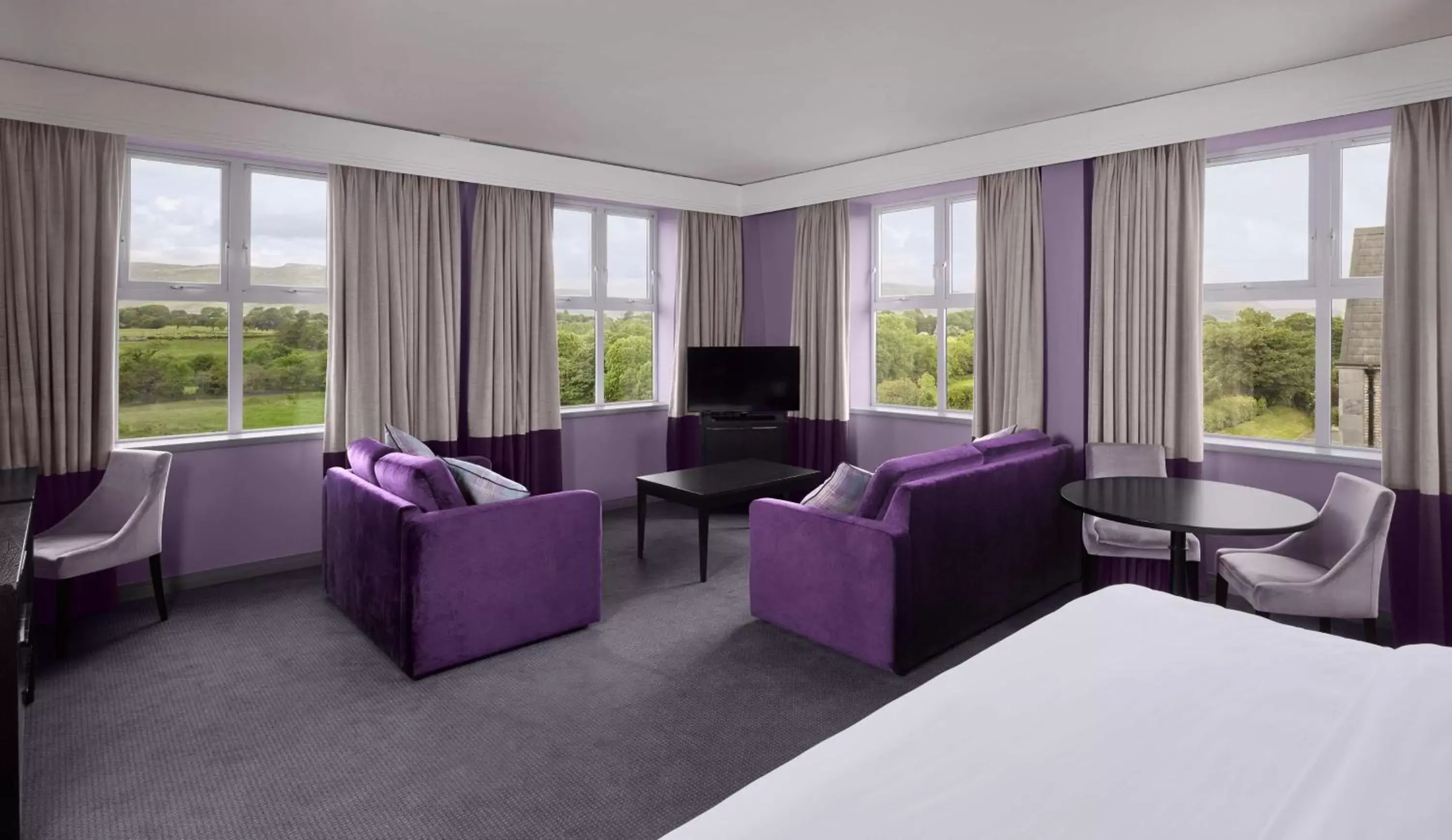 Photo of the whole room in Radisson BLU Hotel & Spa, Sligo