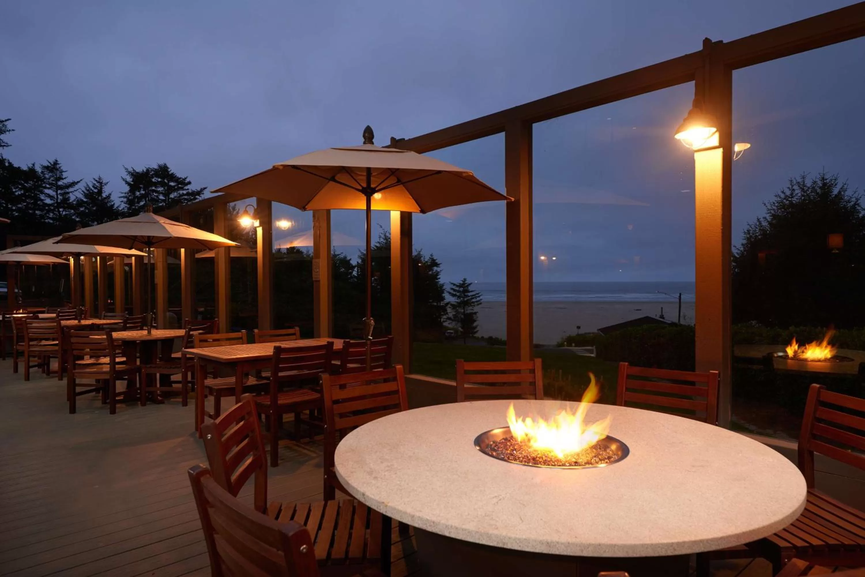 Restaurant/places to eat in Best Western Plus Agate Beach Inn