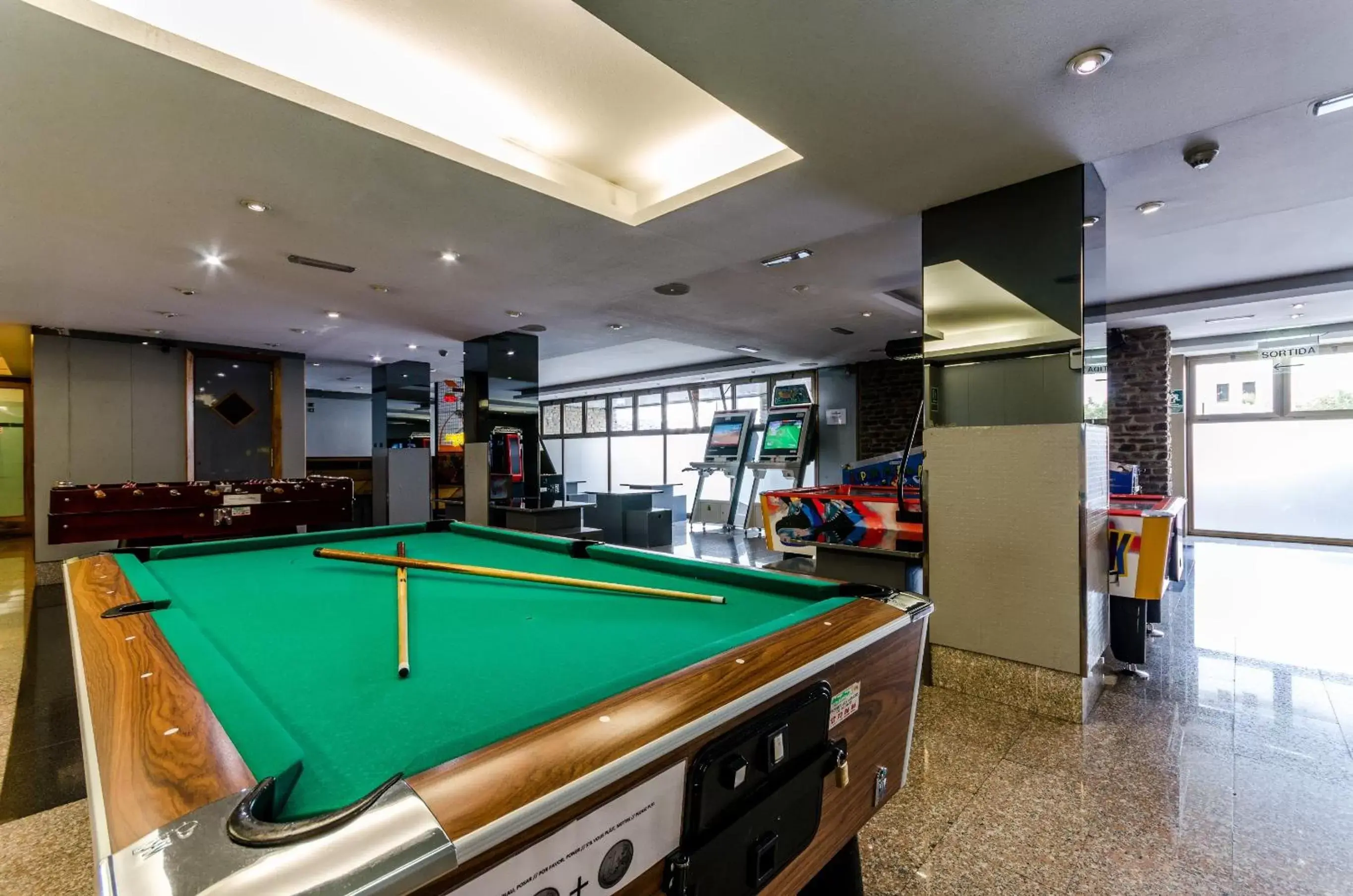 Game Room, Billiards in Hotel Panorama