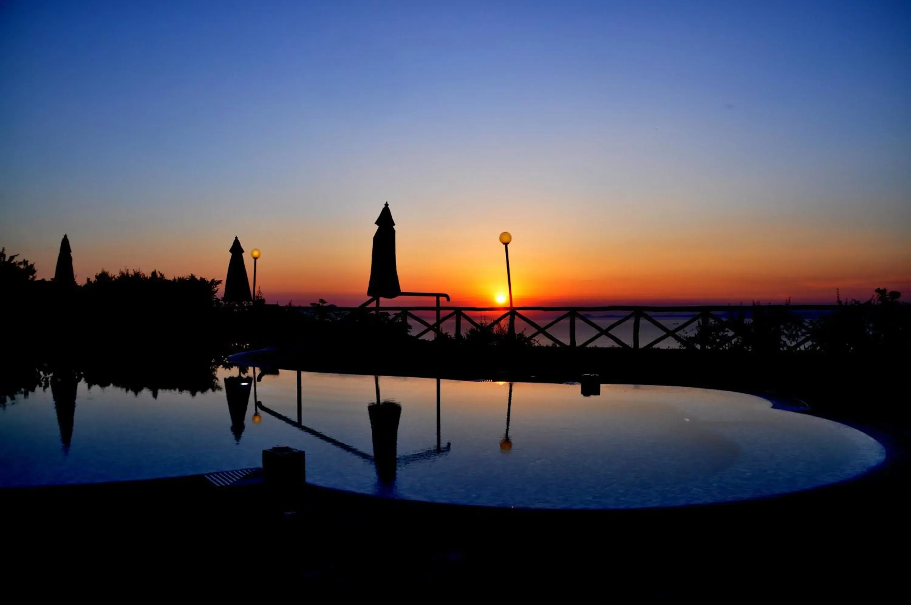 Sunset, Swimming Pool in Johanna Park Hotel