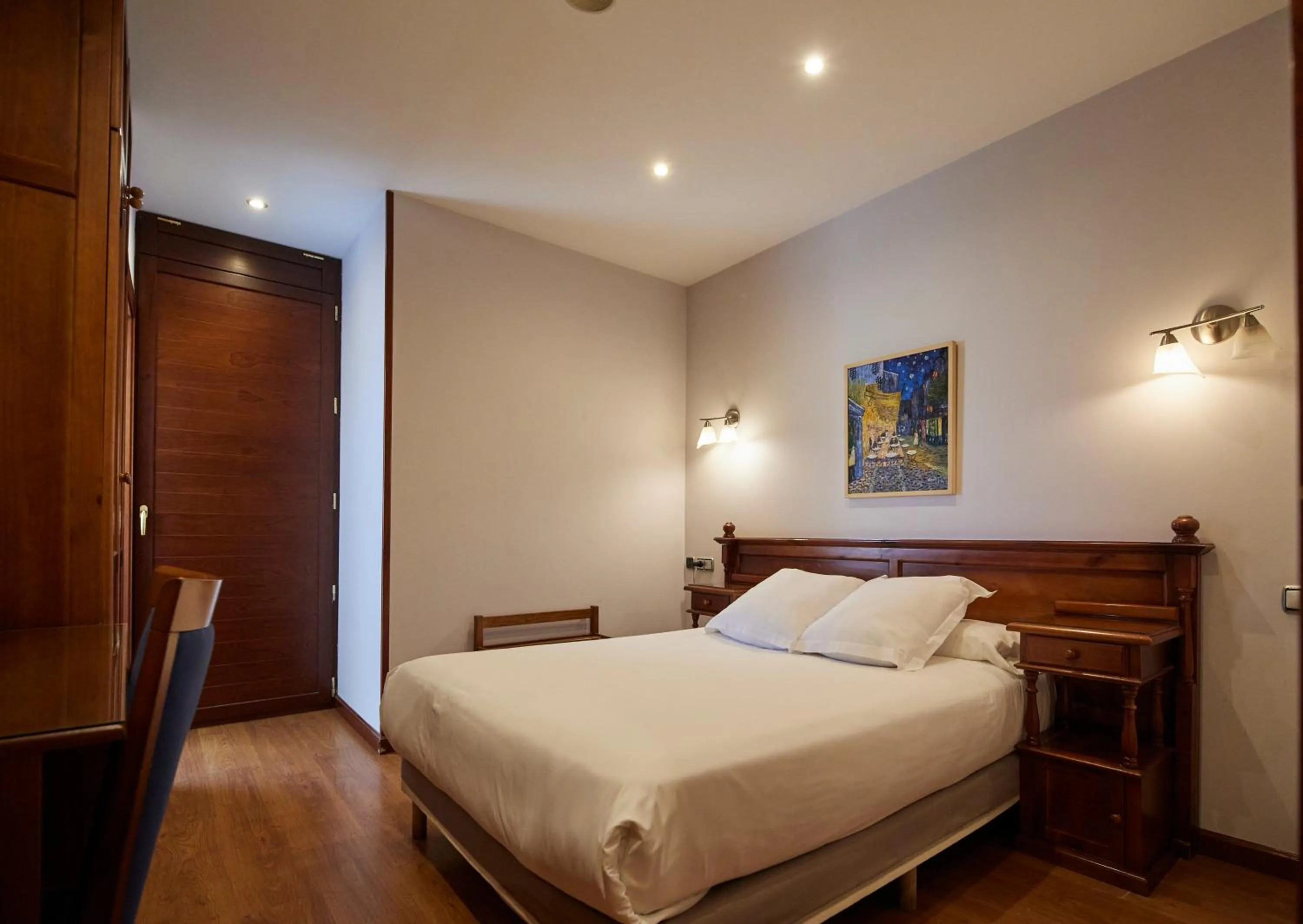 Bed in Hotel Villalegre