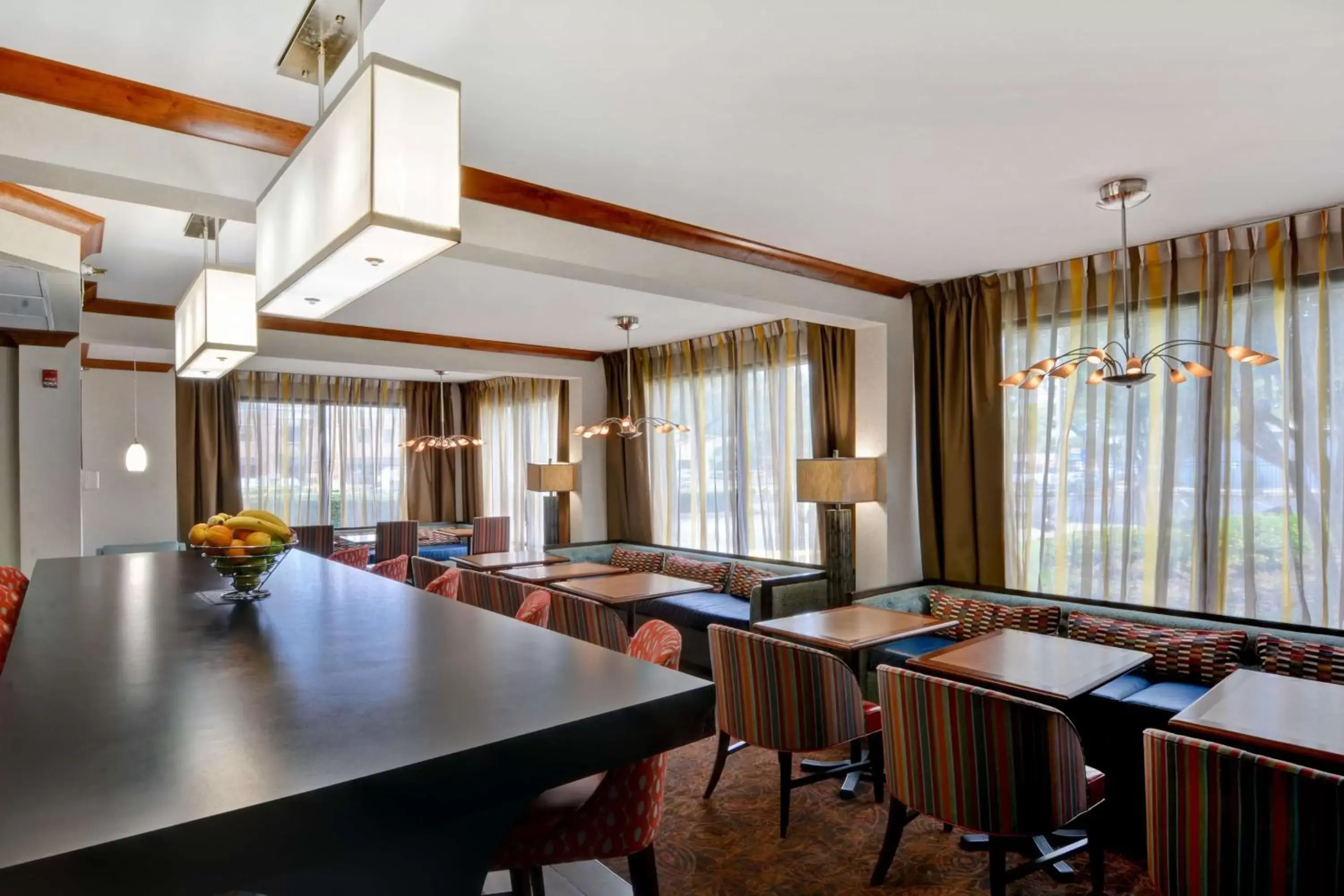 Lobby or reception in Hampton Inn Memphis Poplar