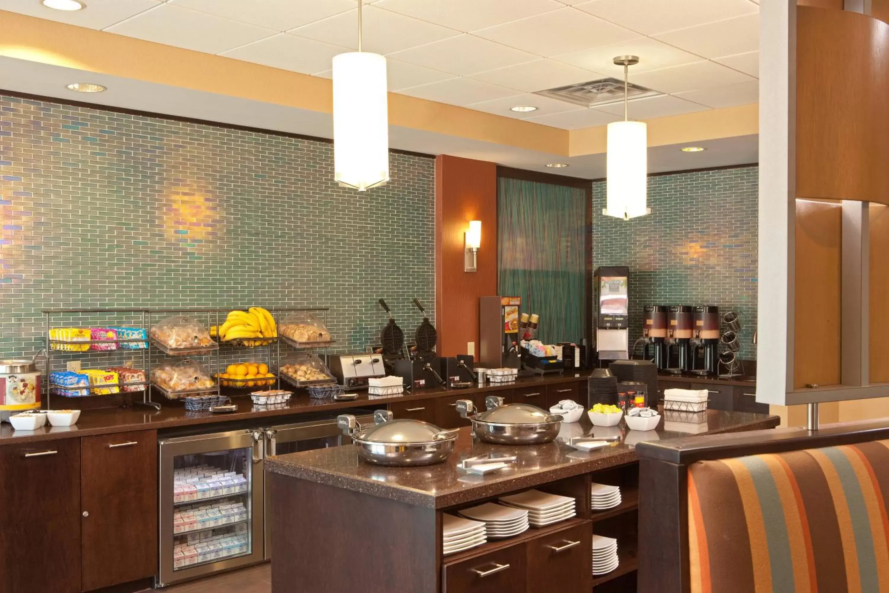 Breakfast, Restaurant/Places to Eat in SpringHill Suites by Marriott Tarrytown Westchester County