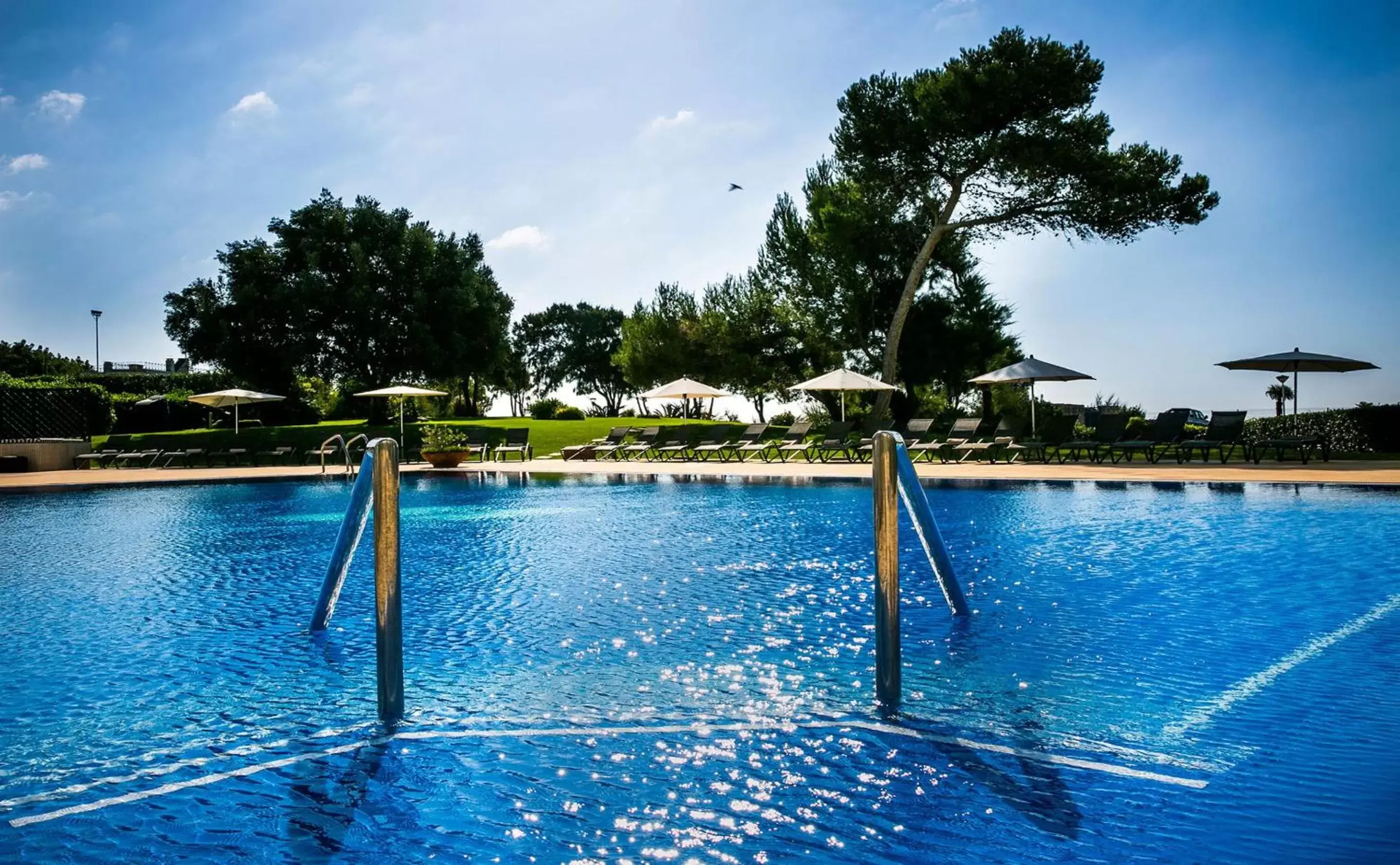 Swimming Pool in Hotel Pestana Cascais Ocean & Conference Aparthotel