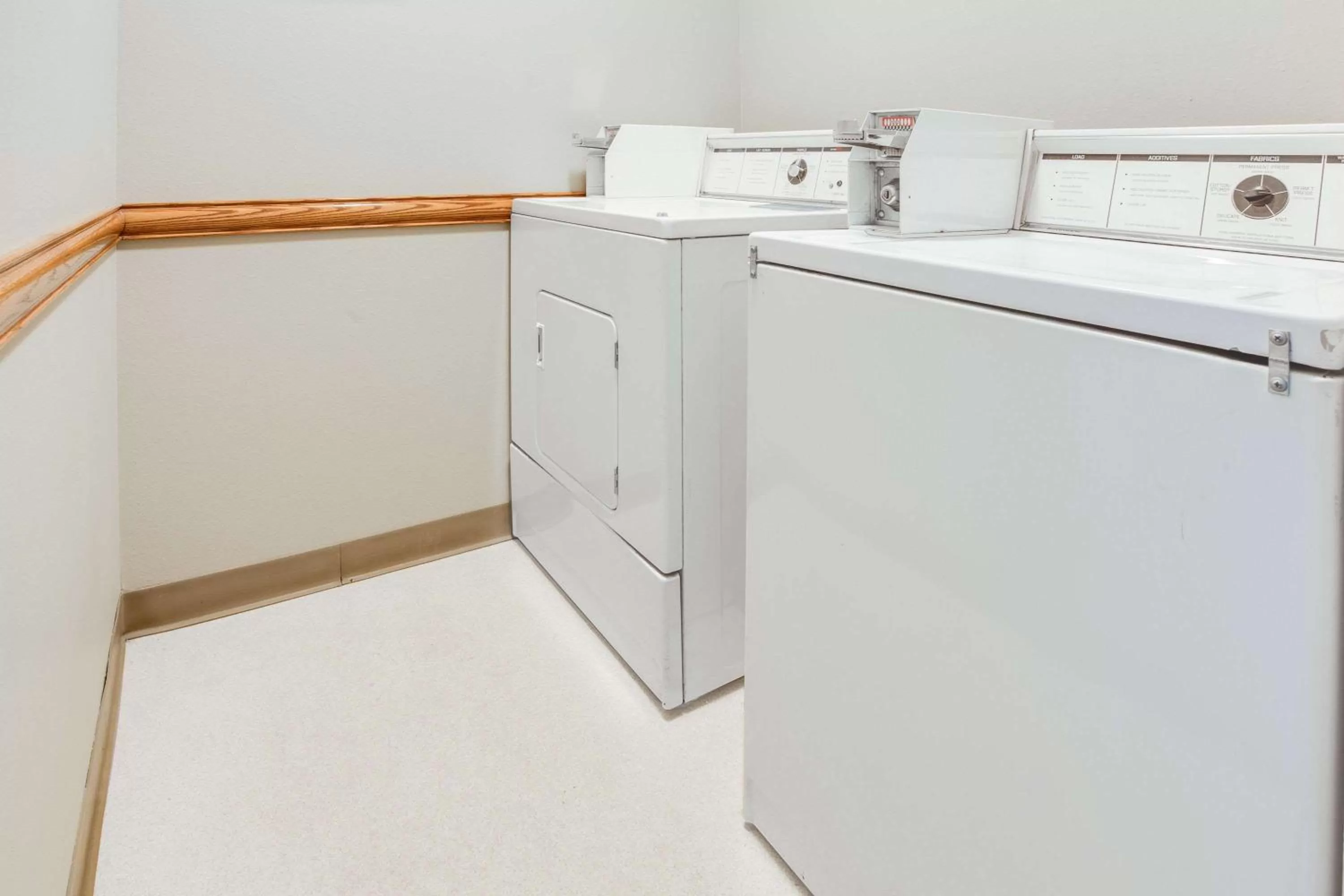 On site in Super 8 by Wyndham Green Bay Near Stadium