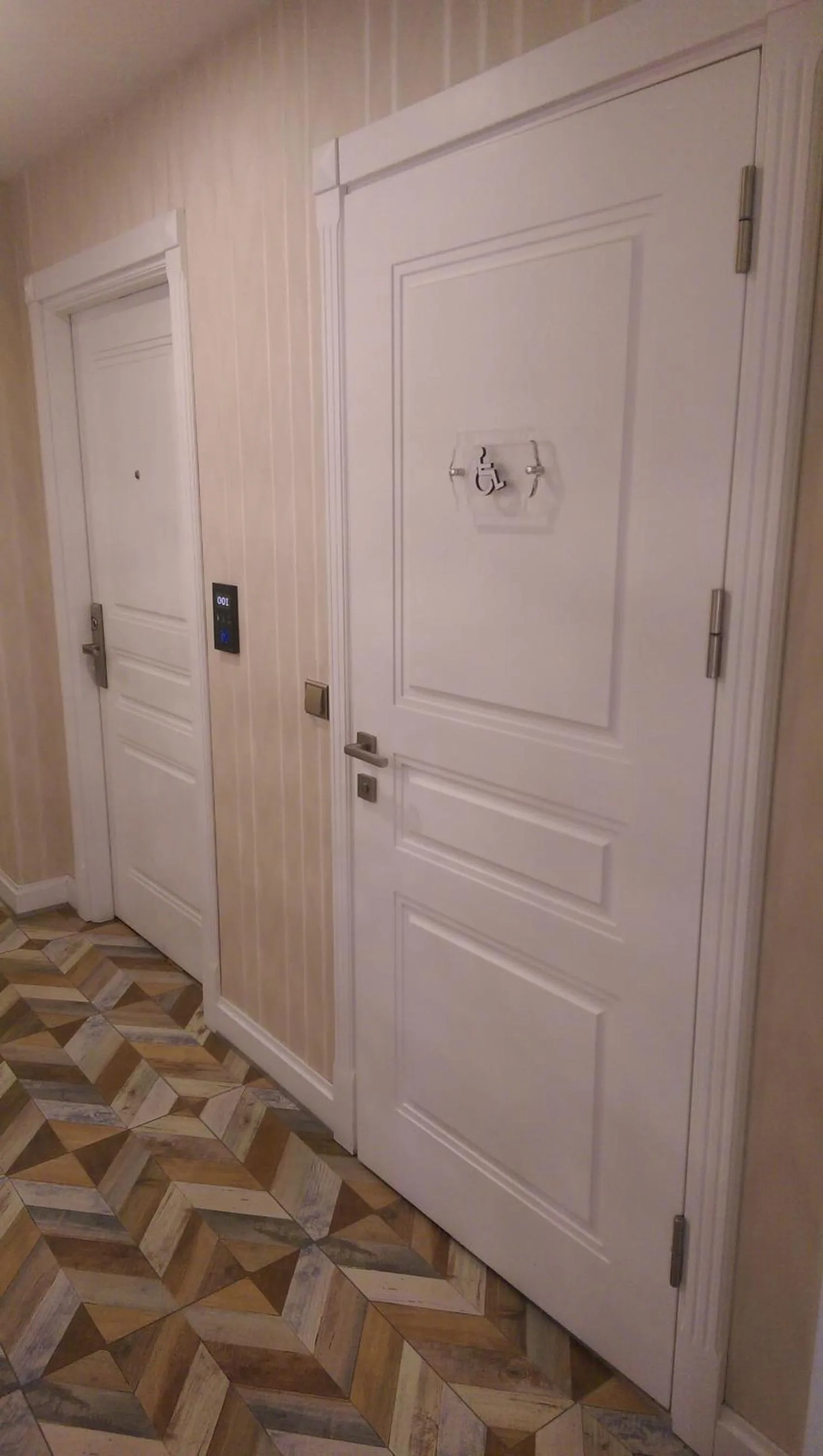 Floor plan in Hanna Hotel