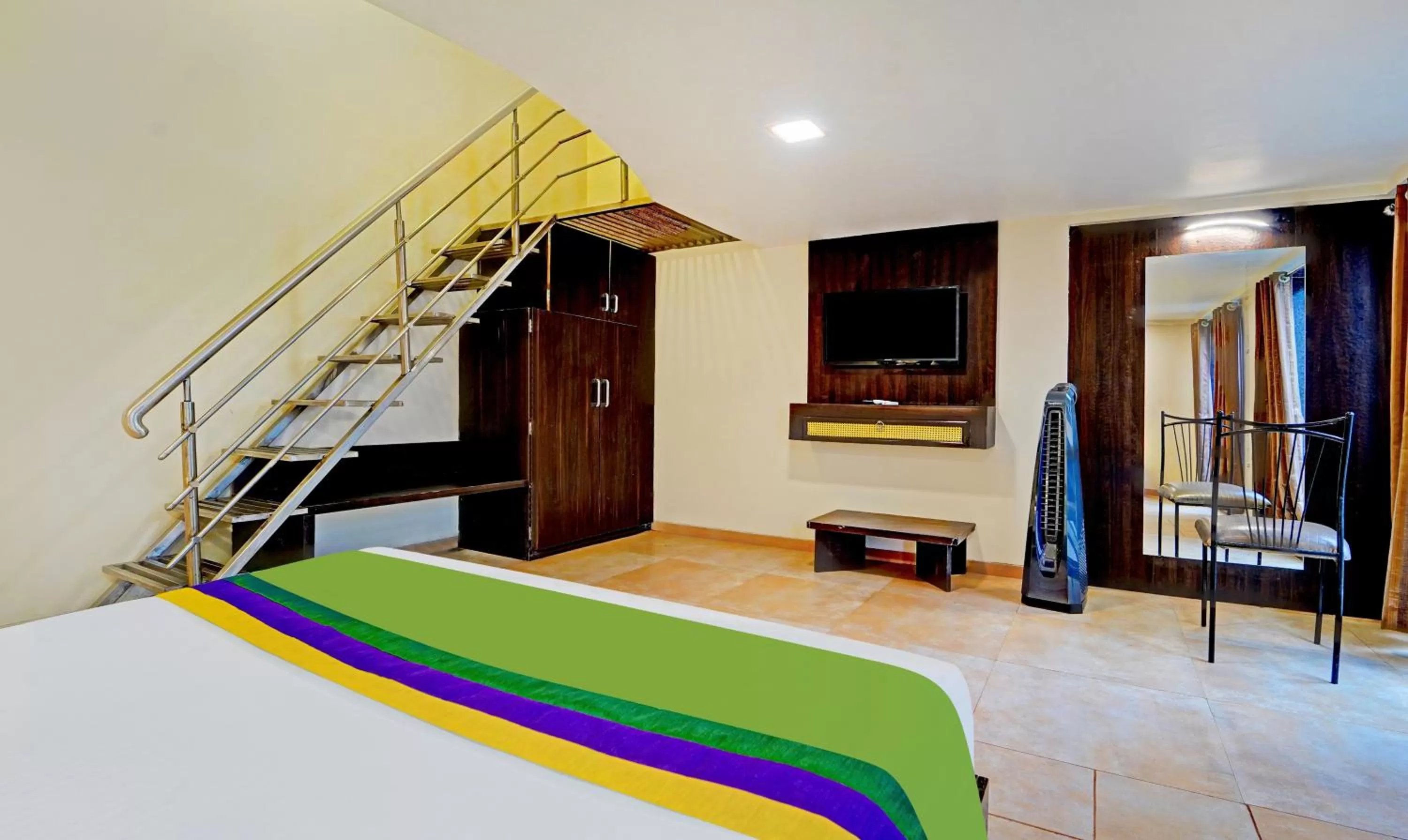 Bedroom, Bed in Treebo Vhyomaan Resort