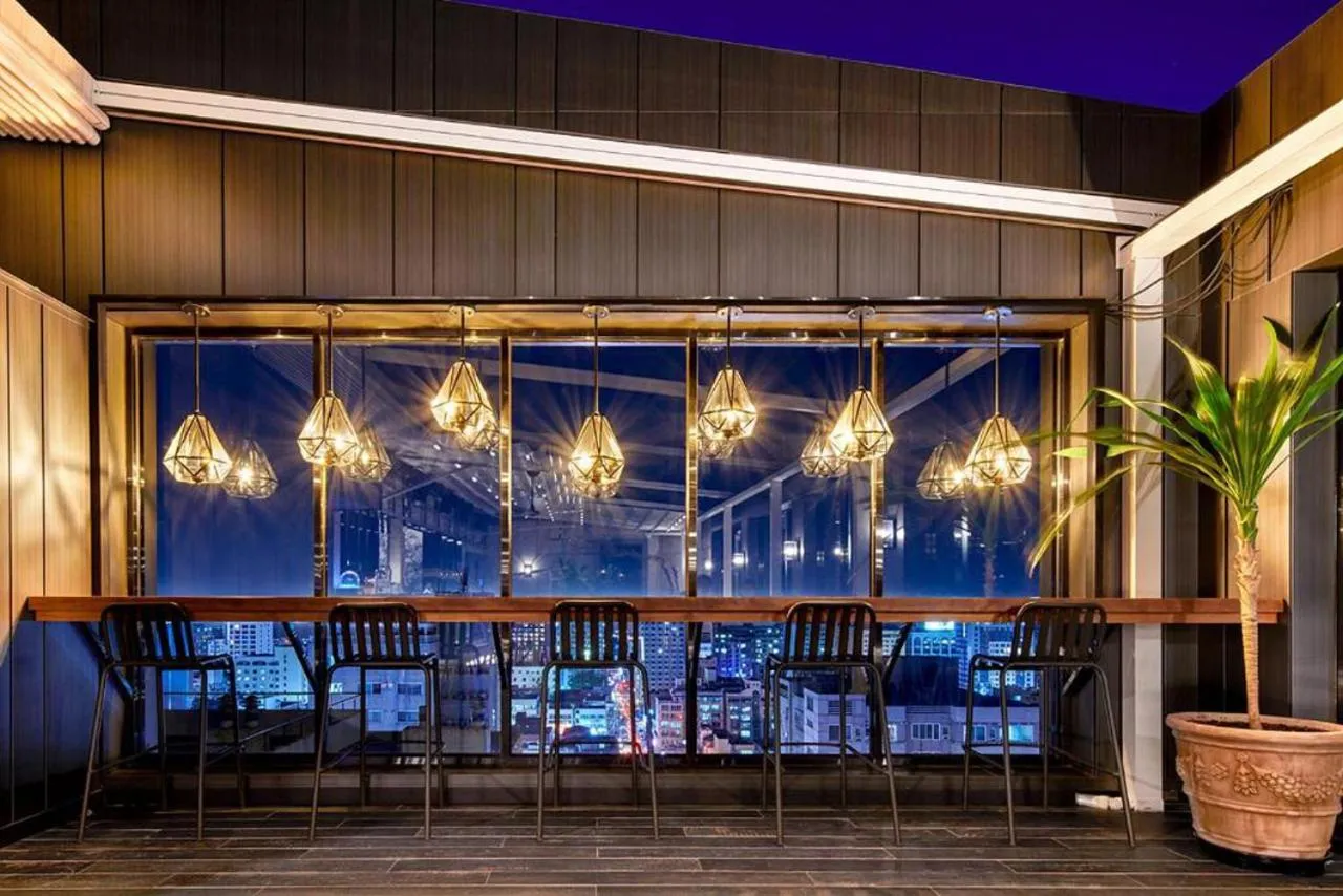 Lounge or bar in Hotel Alice and Trunk