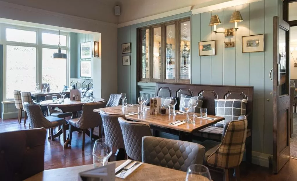 Restaurant/places to eat in The Inn South Stainley