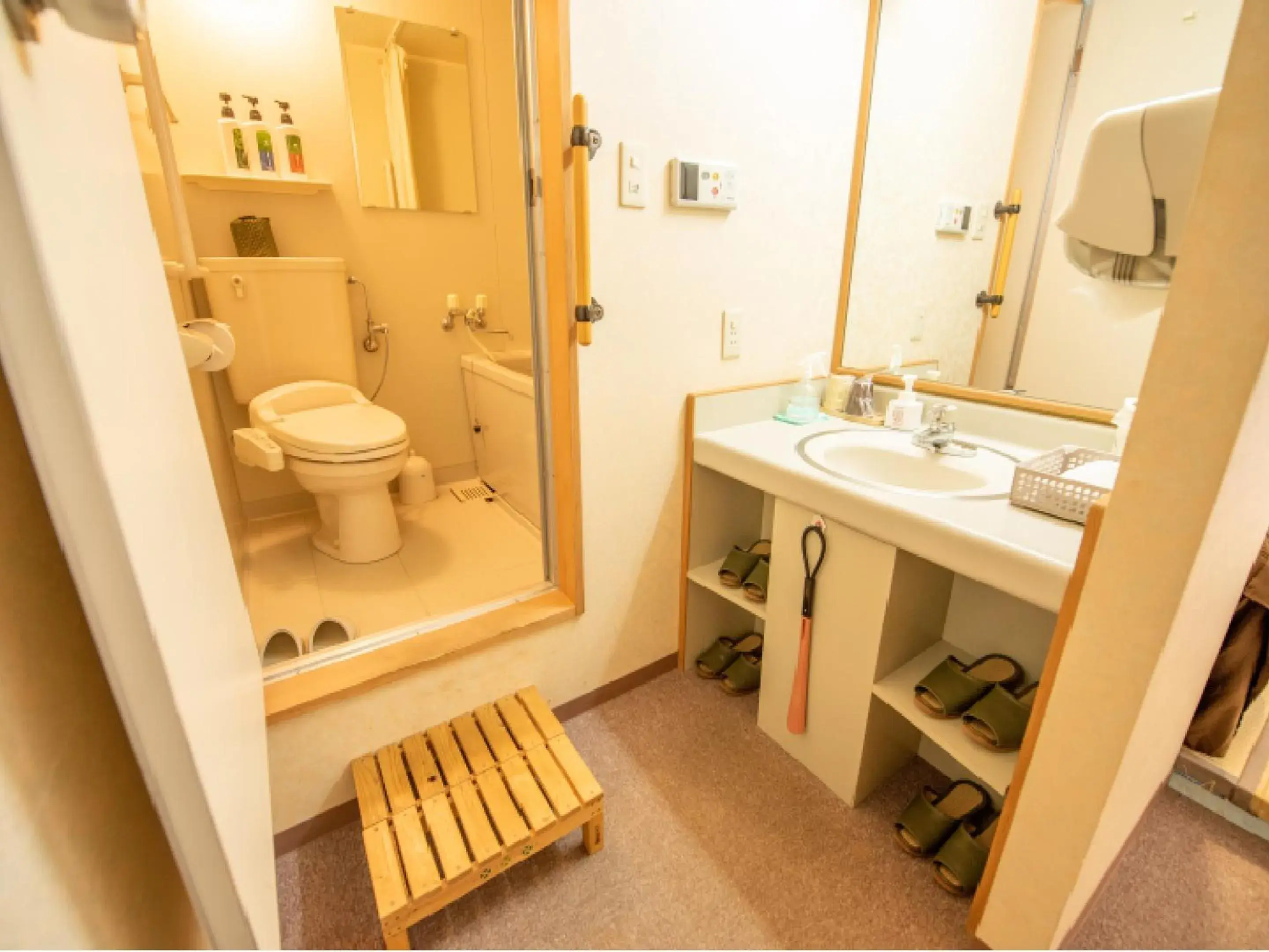 Toilet, Bathroom in Ryokan Hakura