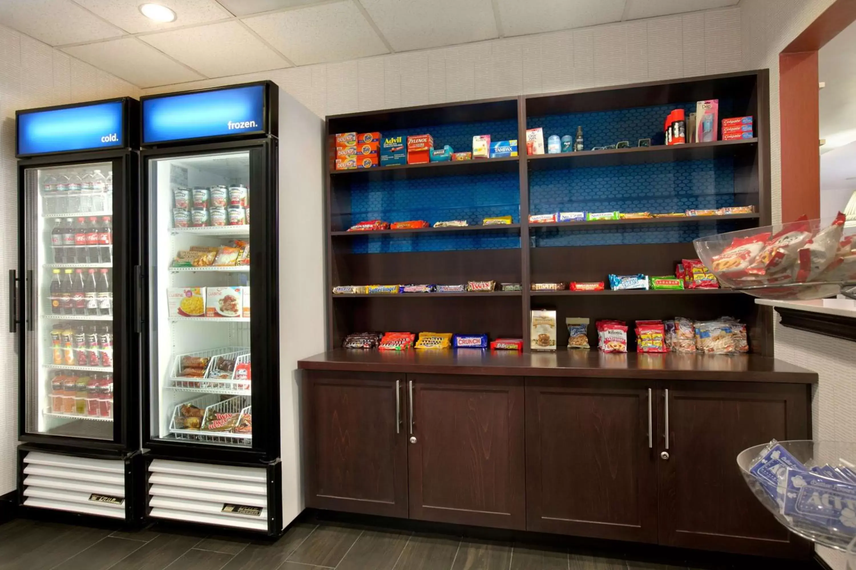 Restaurant/places to eat in Hampton Inn & Suites Anaheim Garden Grove Restaurant/places to eat in Hampton Inn & Suites Anaheim Garden Grove