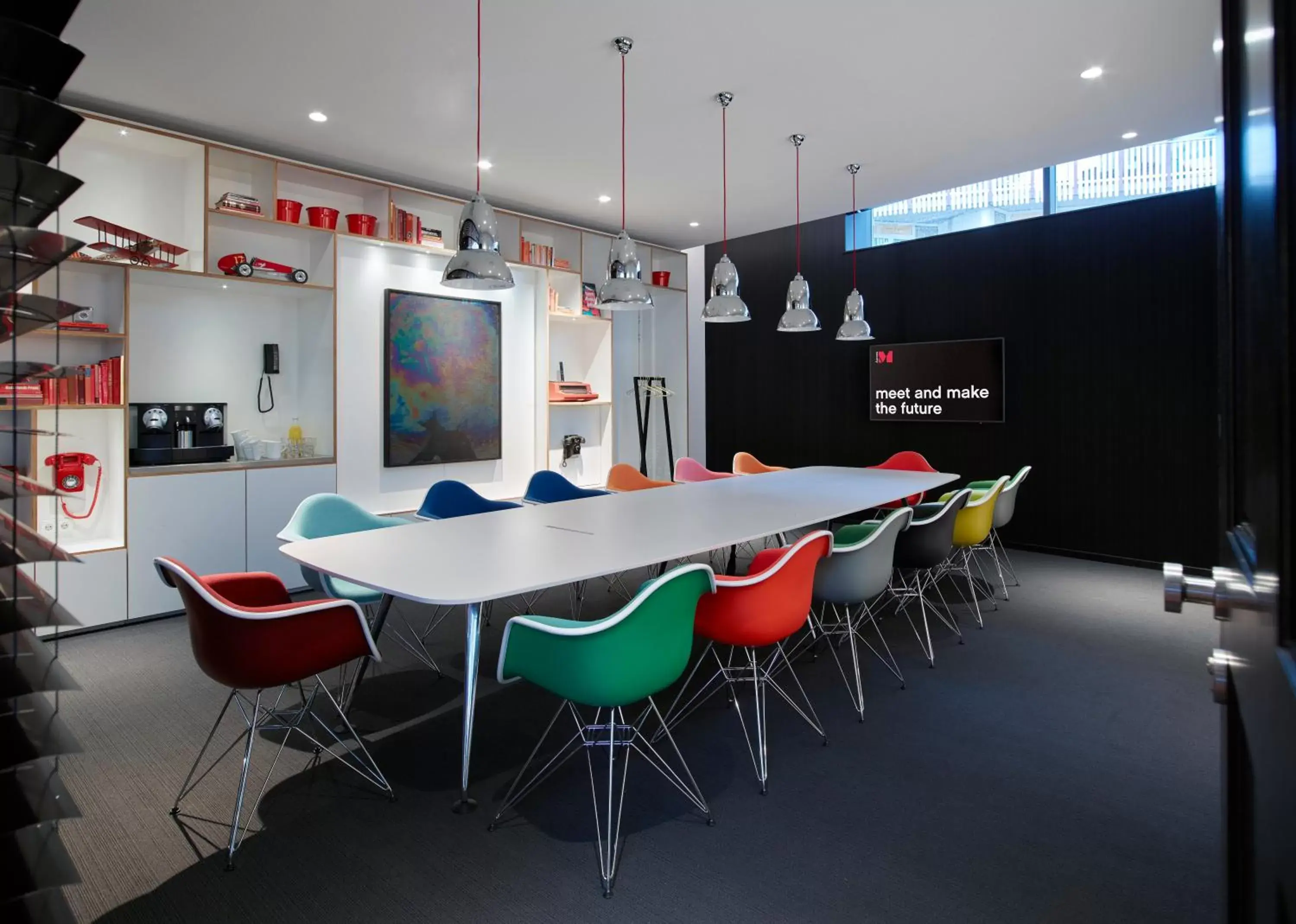 Meeting/conference room in citizenM Rotterdam