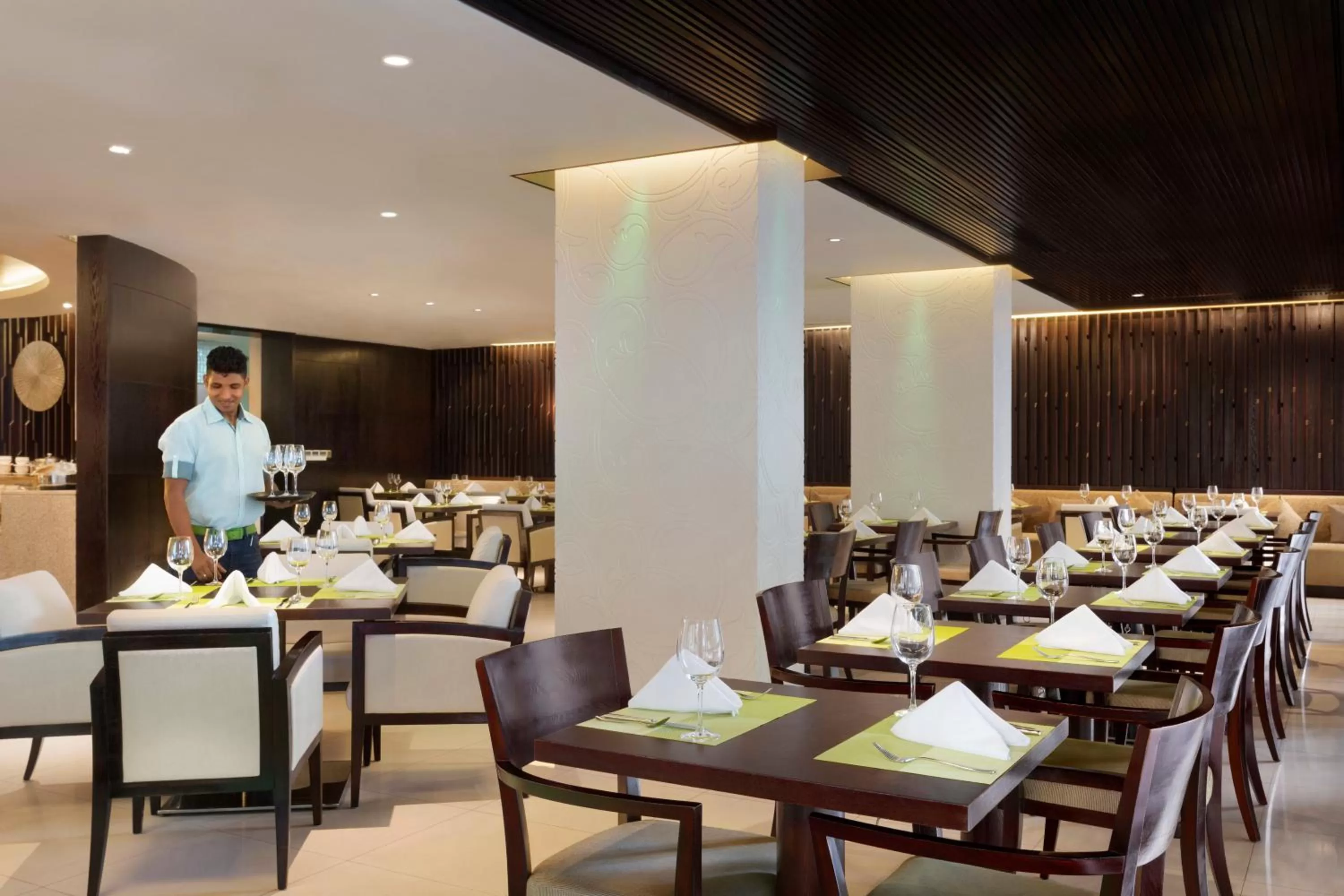 Restaurant/places to eat in Jen Maldives Male by Shangri-La