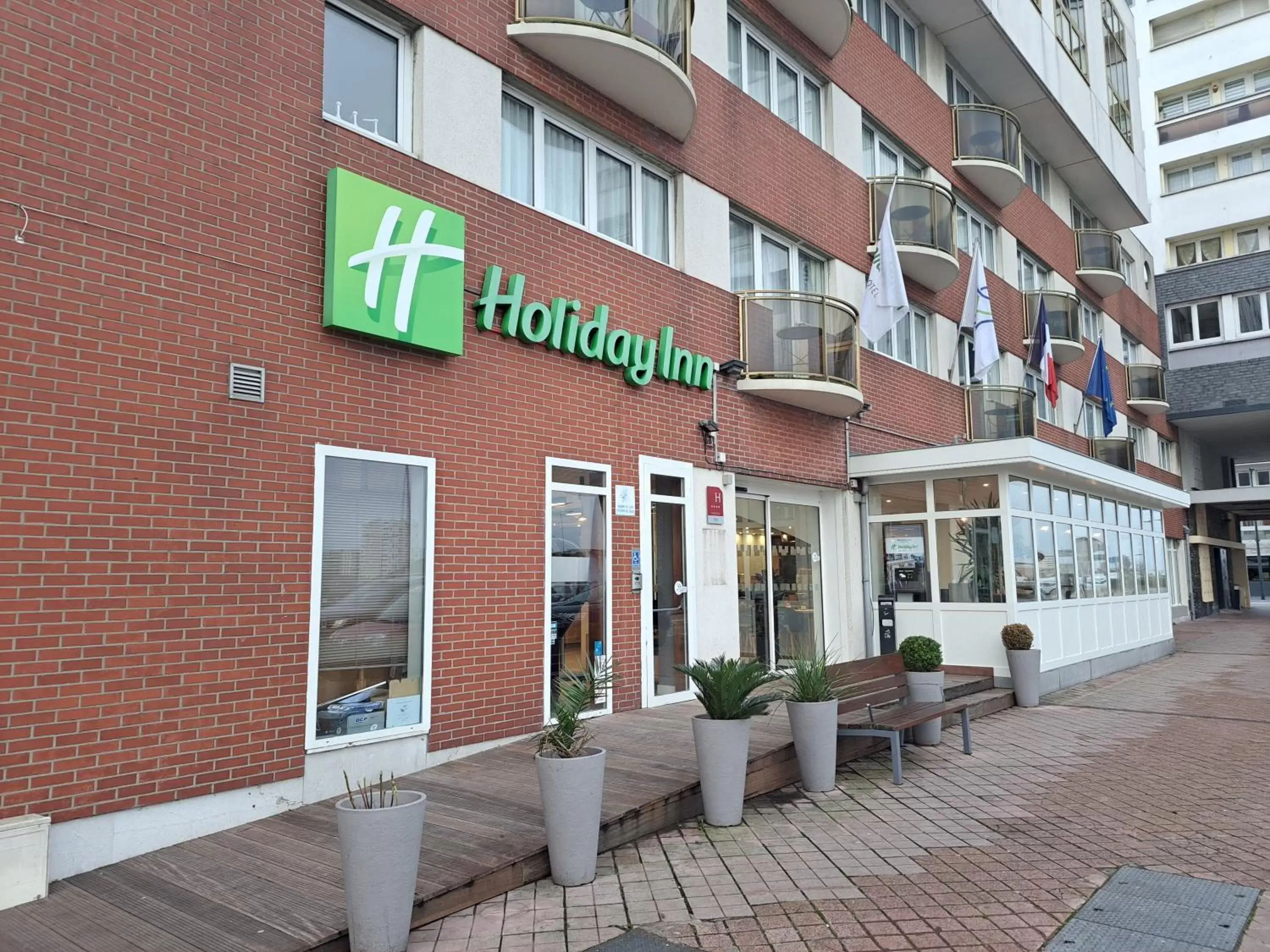 Property Building in Holiday Inn Calais-Centre, an IHG Hotel