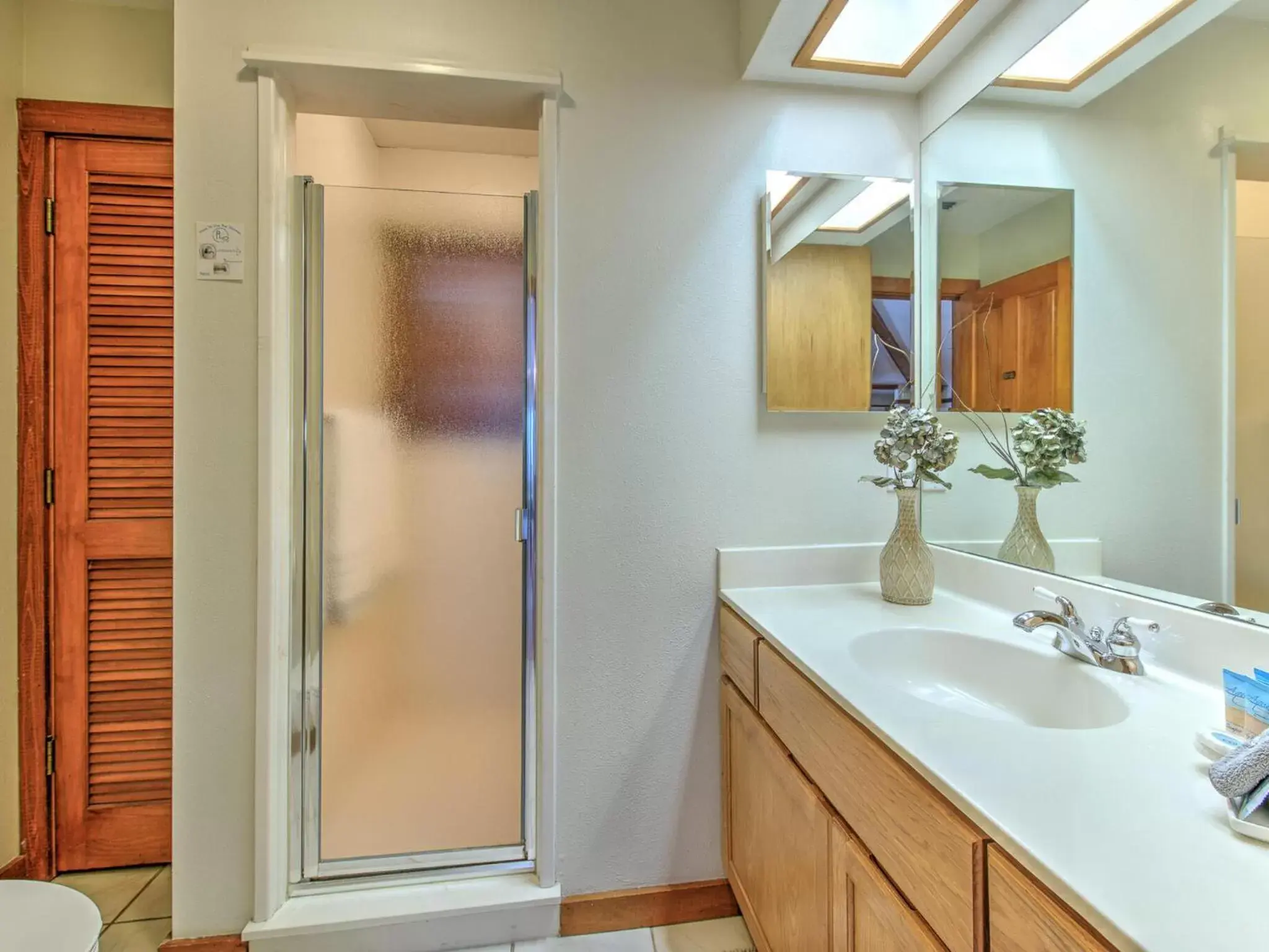 Shower, Bathroom in Riverbend Retreat - Fla.