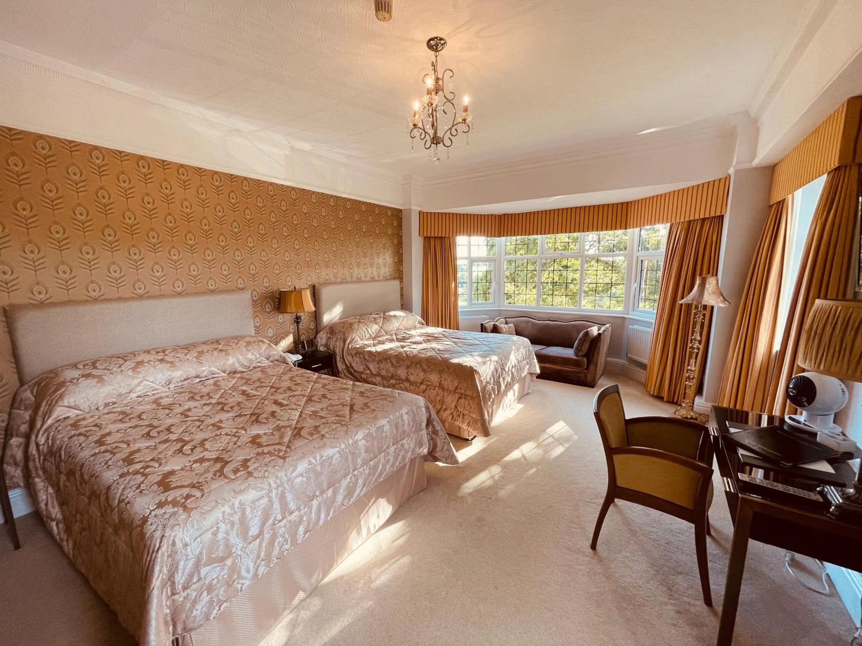 Photo of the whole room, Bed in Nuthurst Grange Country House Hotel & Restaurant