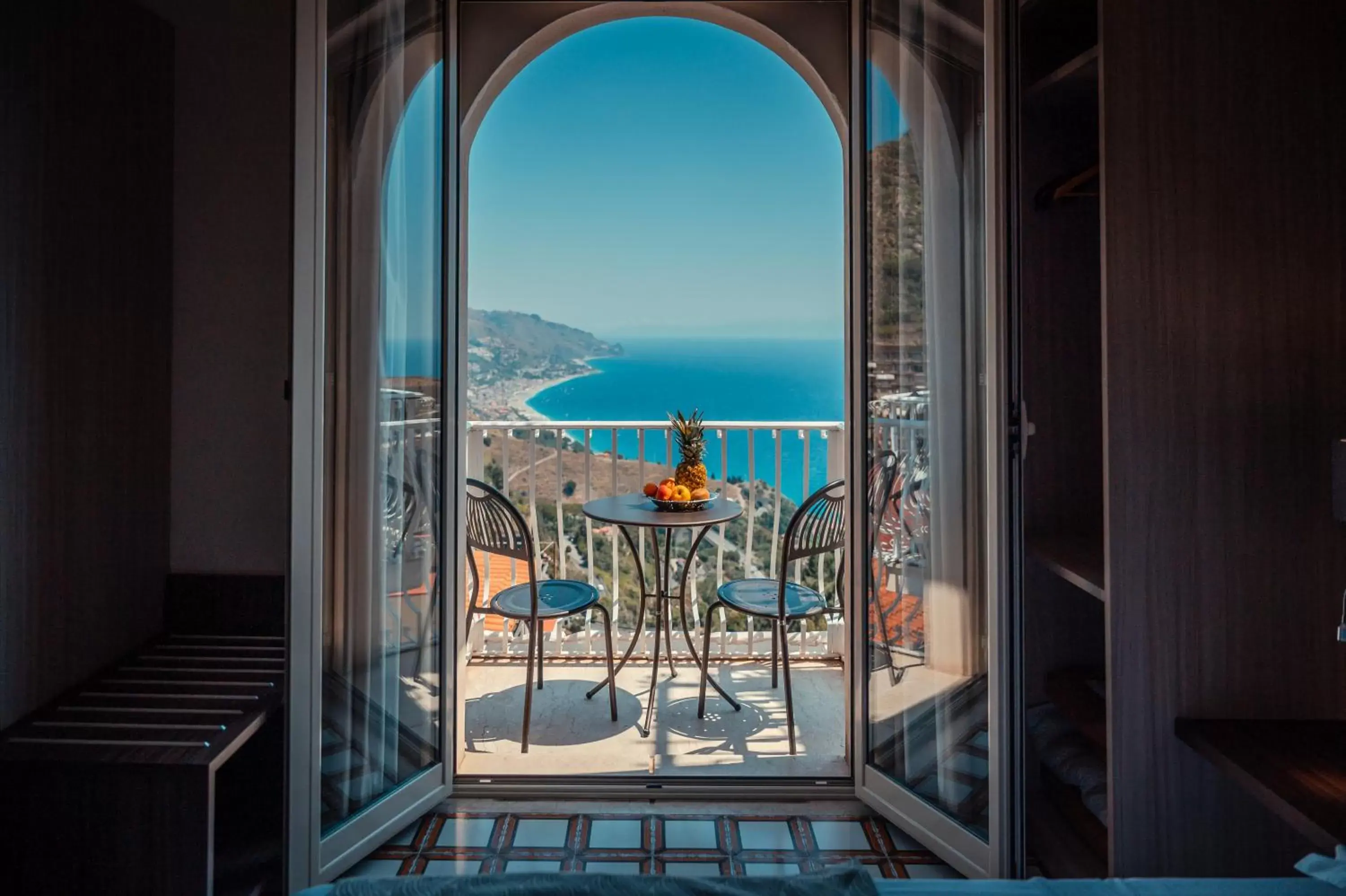 Photo of the whole room, Balcony/Terrace in Splendid Hotel Taormina