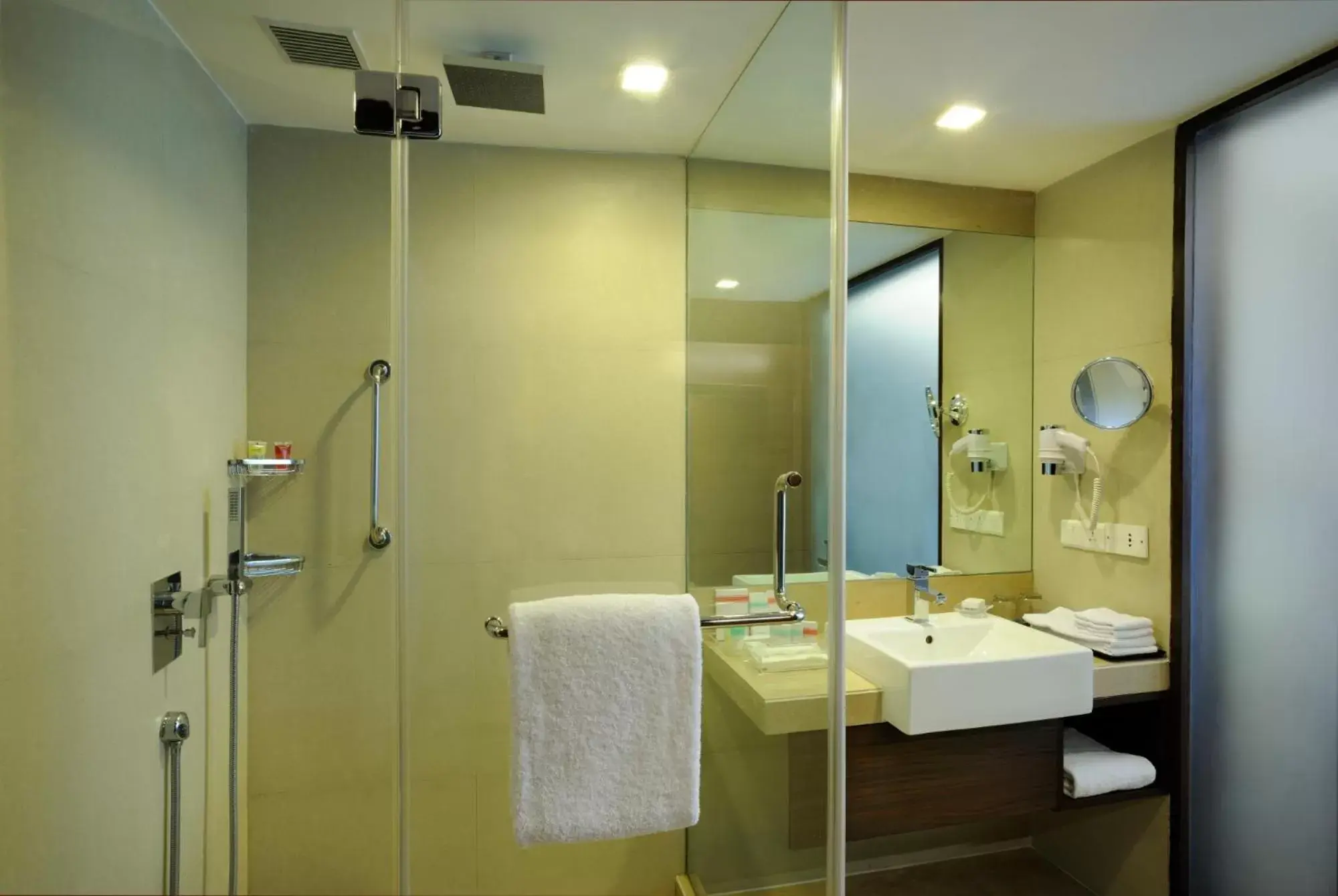 Shower, Bathroom in Four Points by Sheraton Ahmedabad