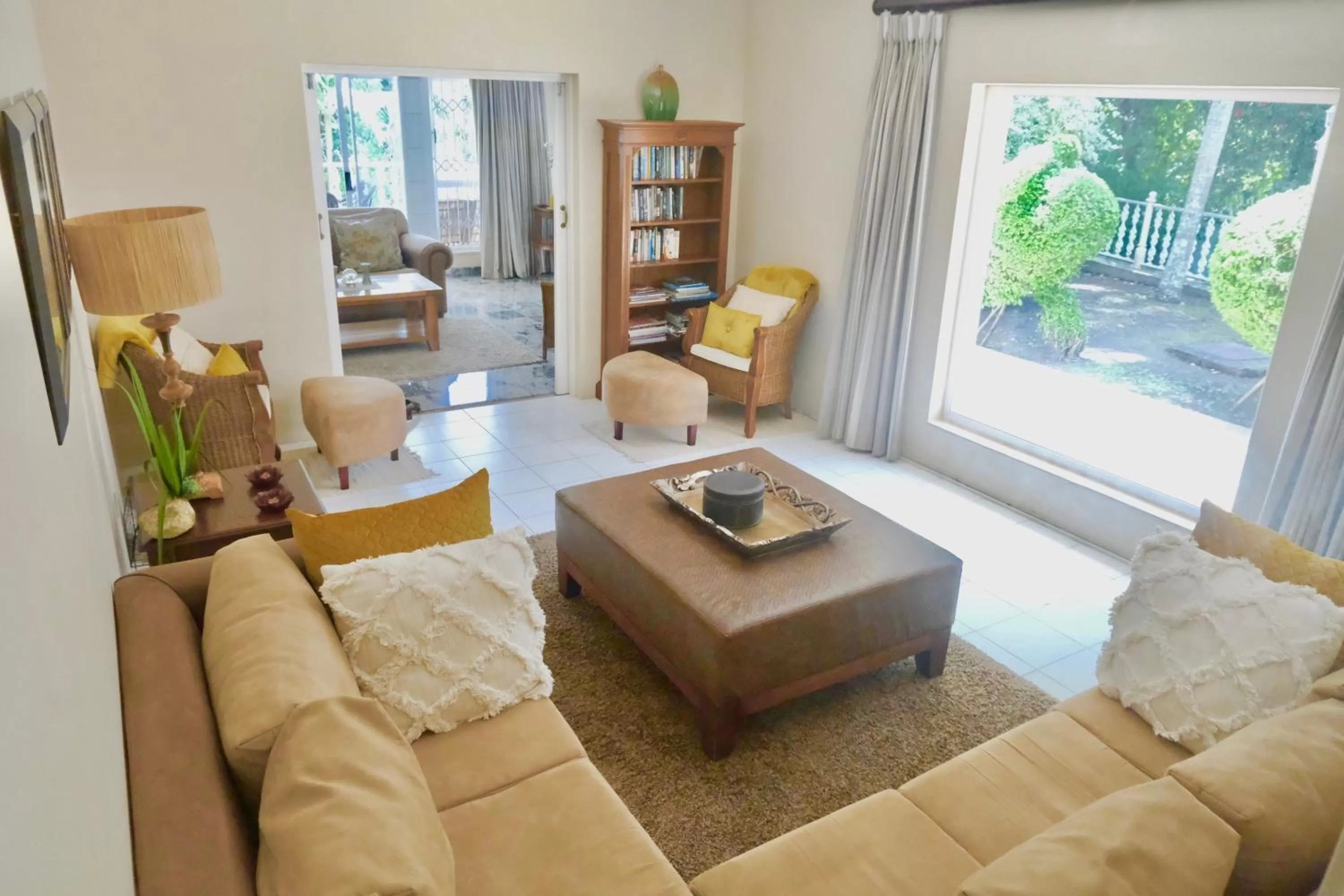 Living room in The Whitehouse Bed and Breakfast