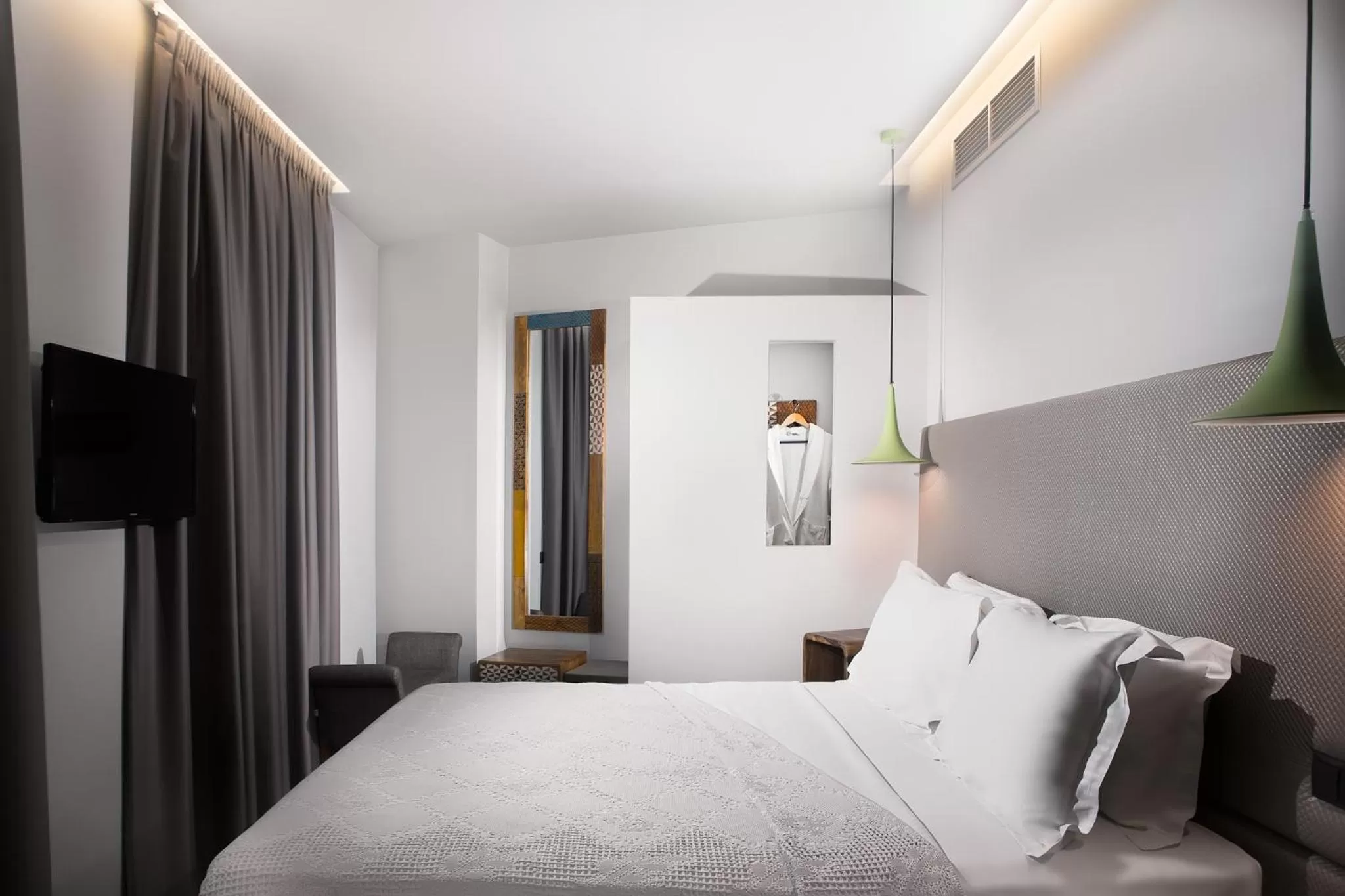 Bed in 360Degrees Pop Art Hotel