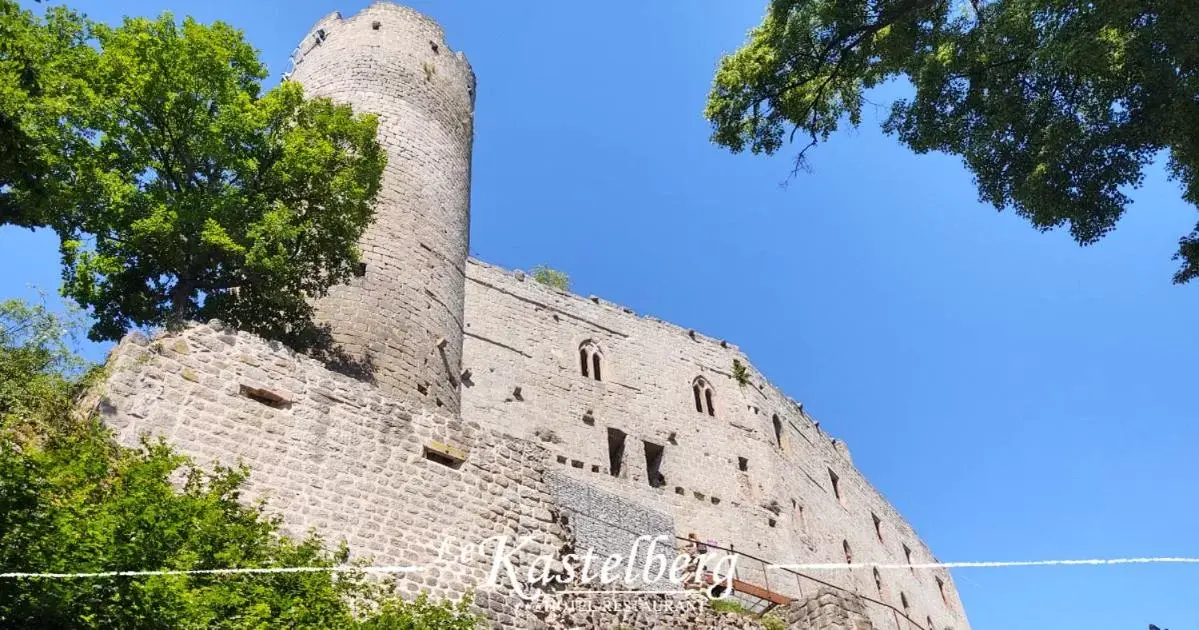 Nearby landmark, Property Building in Hôtel Restaurant Le Kastelberg, The Originals Boutique