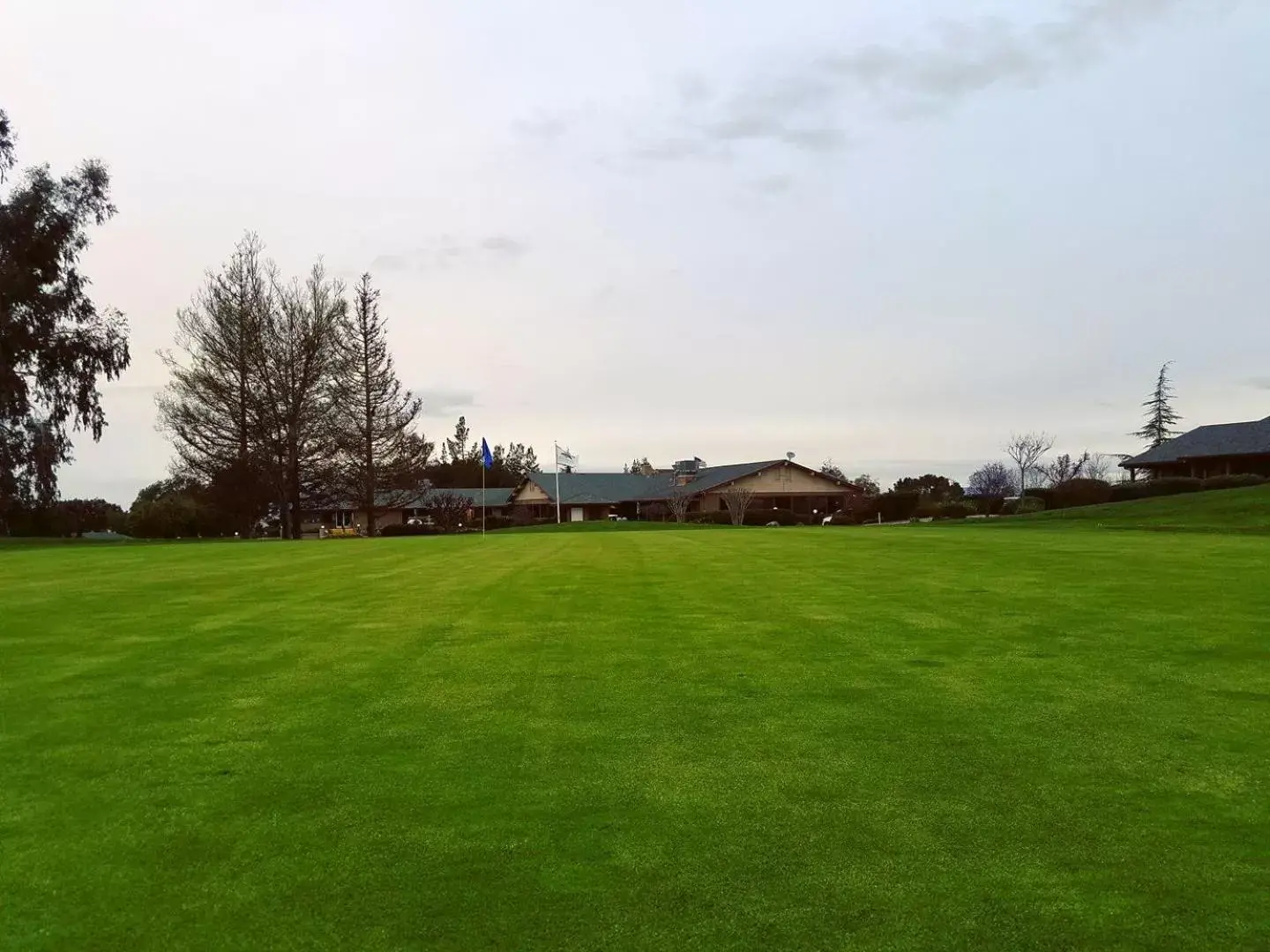 Golfcourse, Garden in Ridgemark Golf Club and Resort