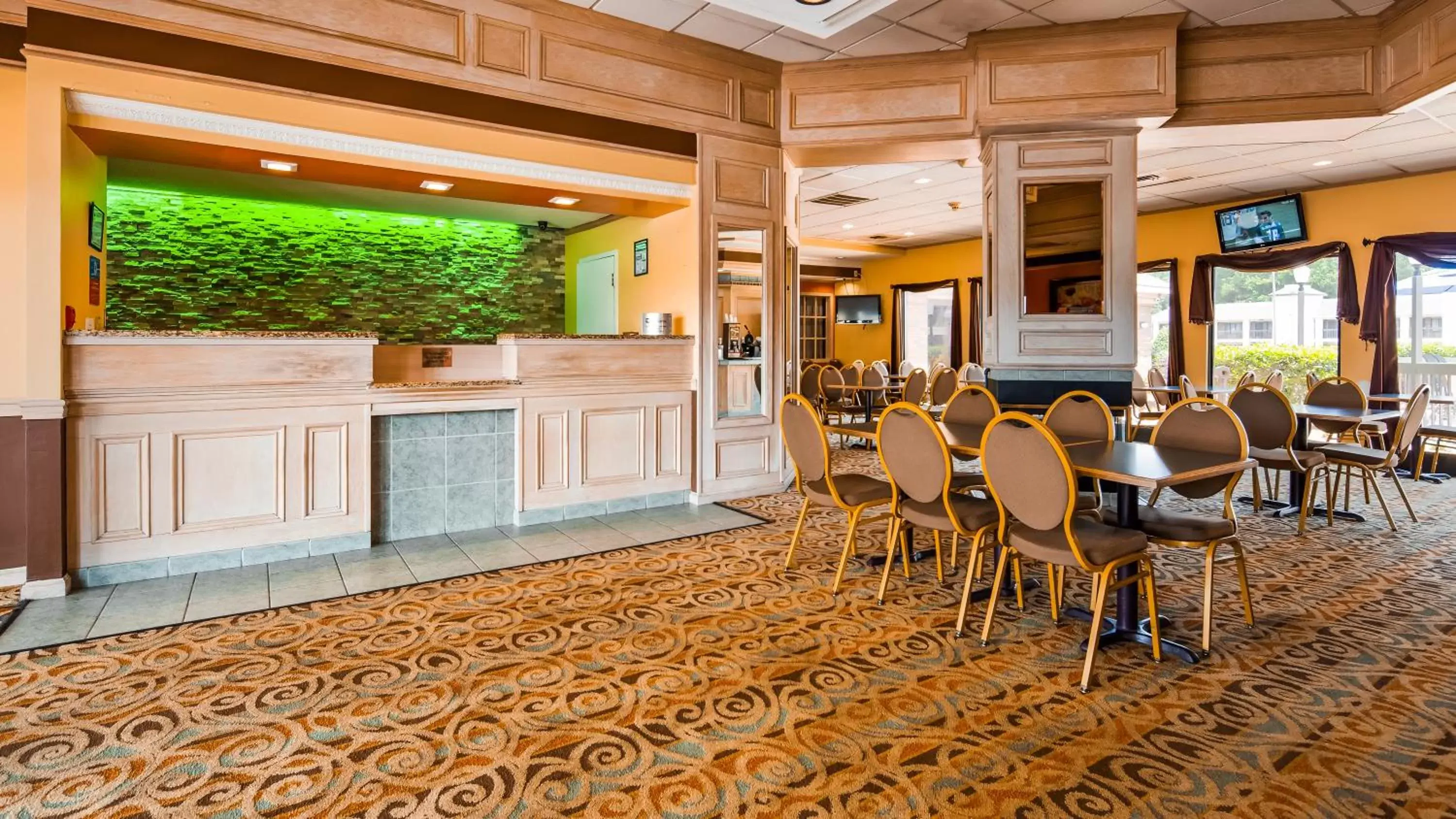 Lobby or reception in SureStay Plus Hotel by Best Western Fayetteville
