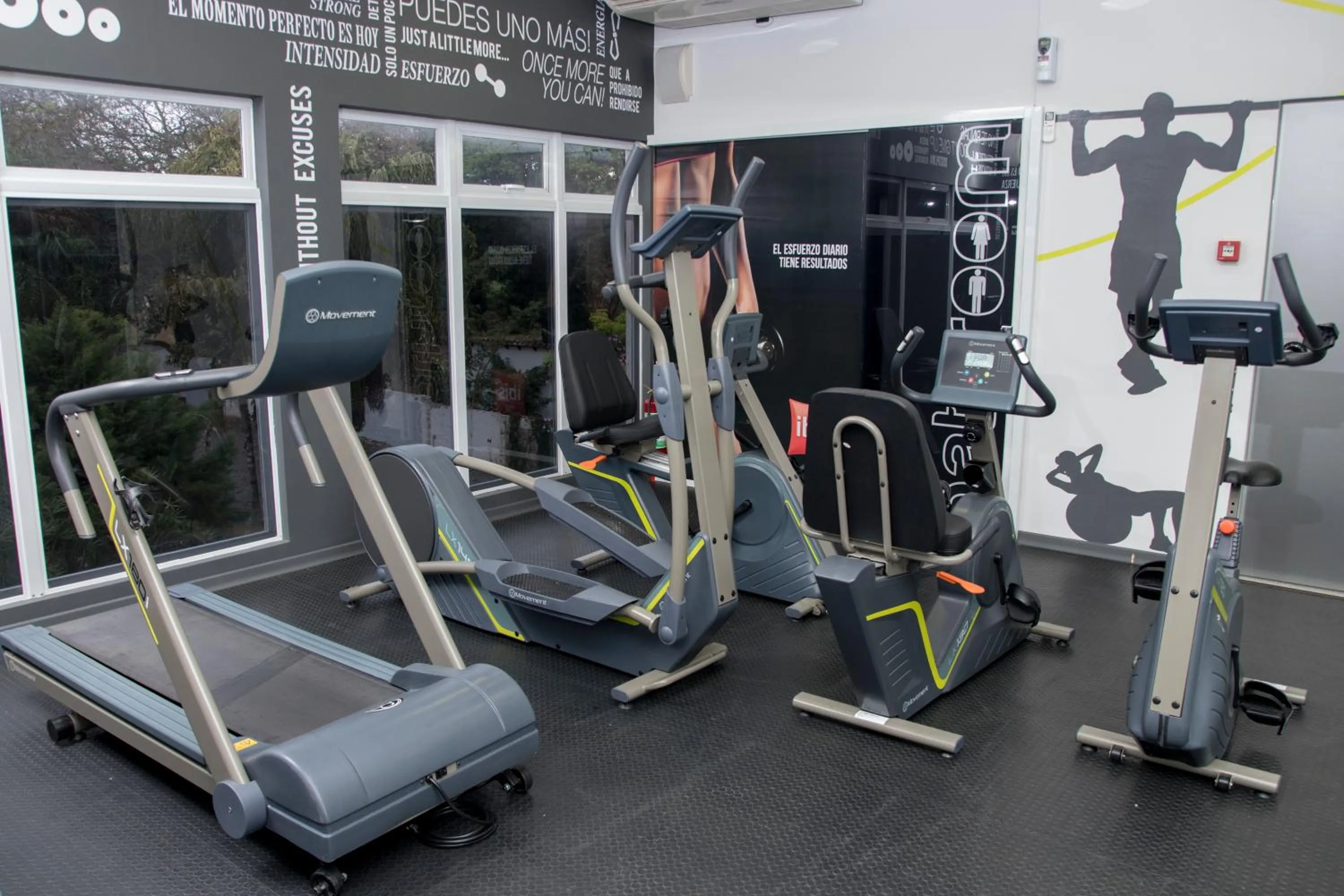 Fitness centre/facilities in ibis Asuncion