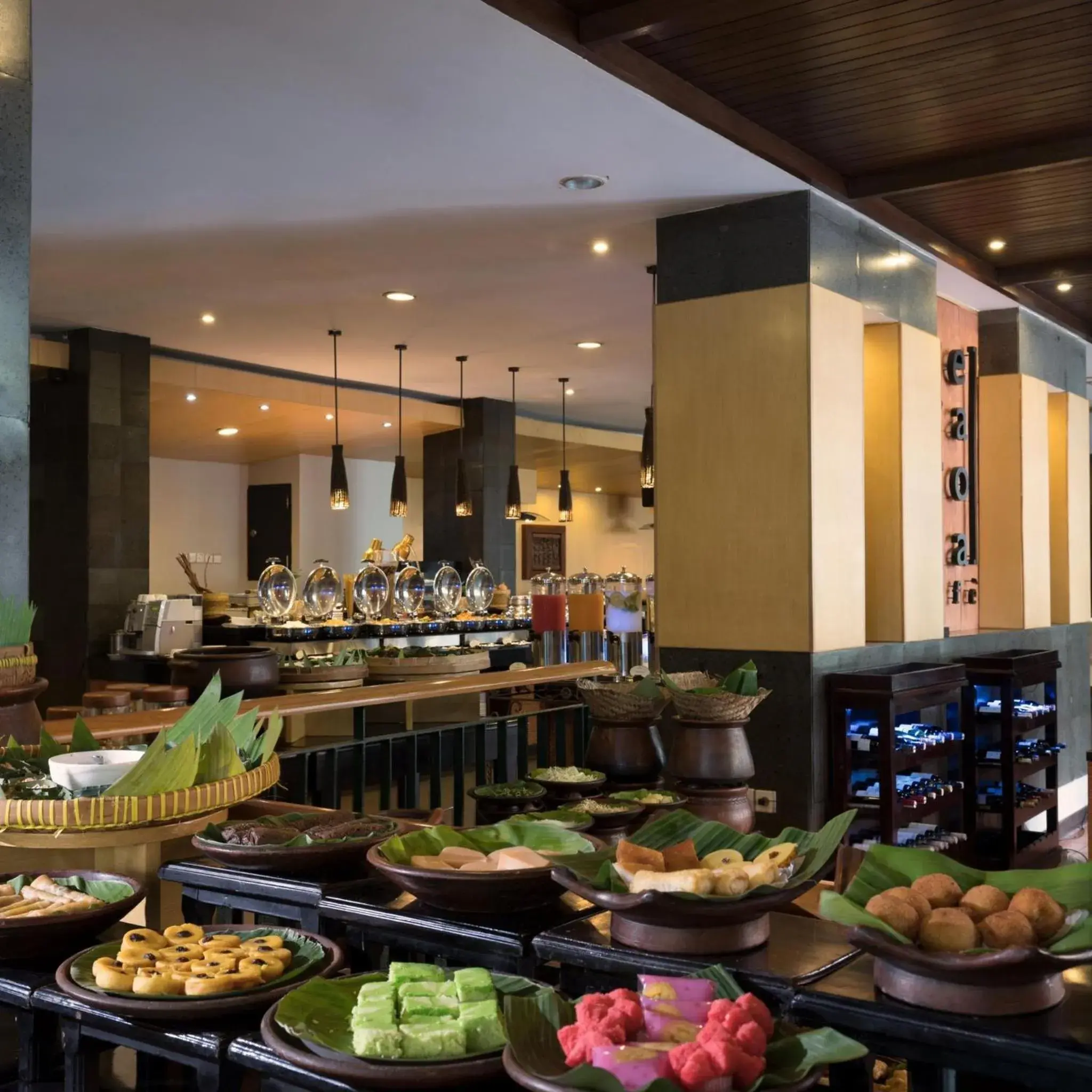 Restaurant/places to eat in Hotel Santika Premiere Malang