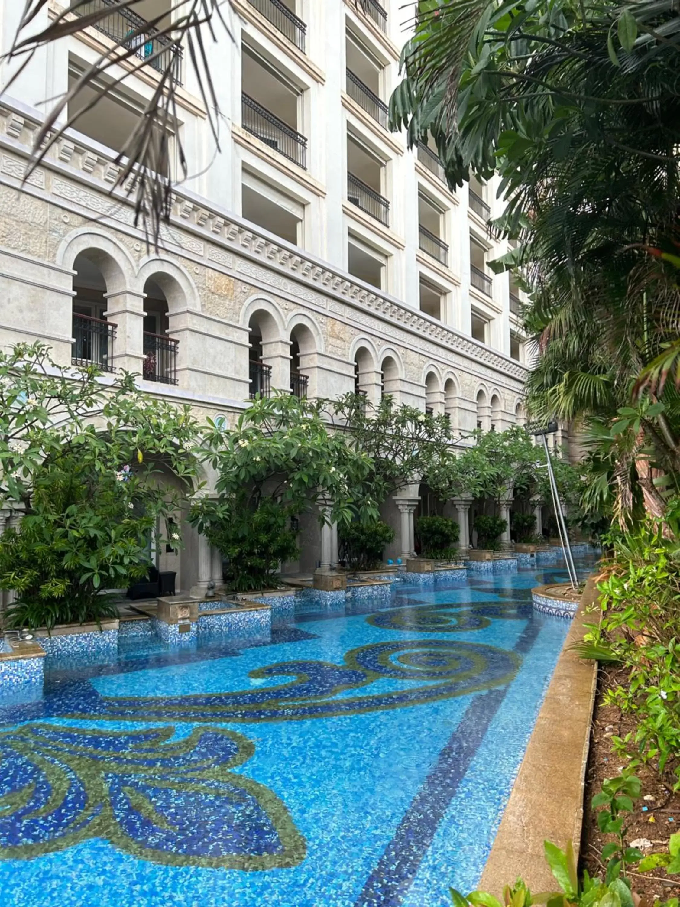 Swimming Pool in Crowne Plaza Resort Sanya Bay, an IHG Hotel