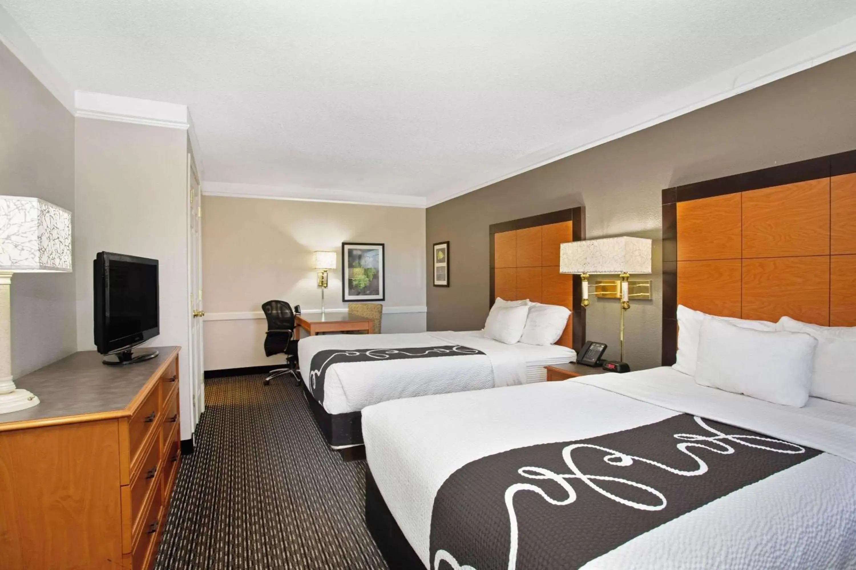 Bedroom in La Quinta Inn by Wyndham Denver Golden