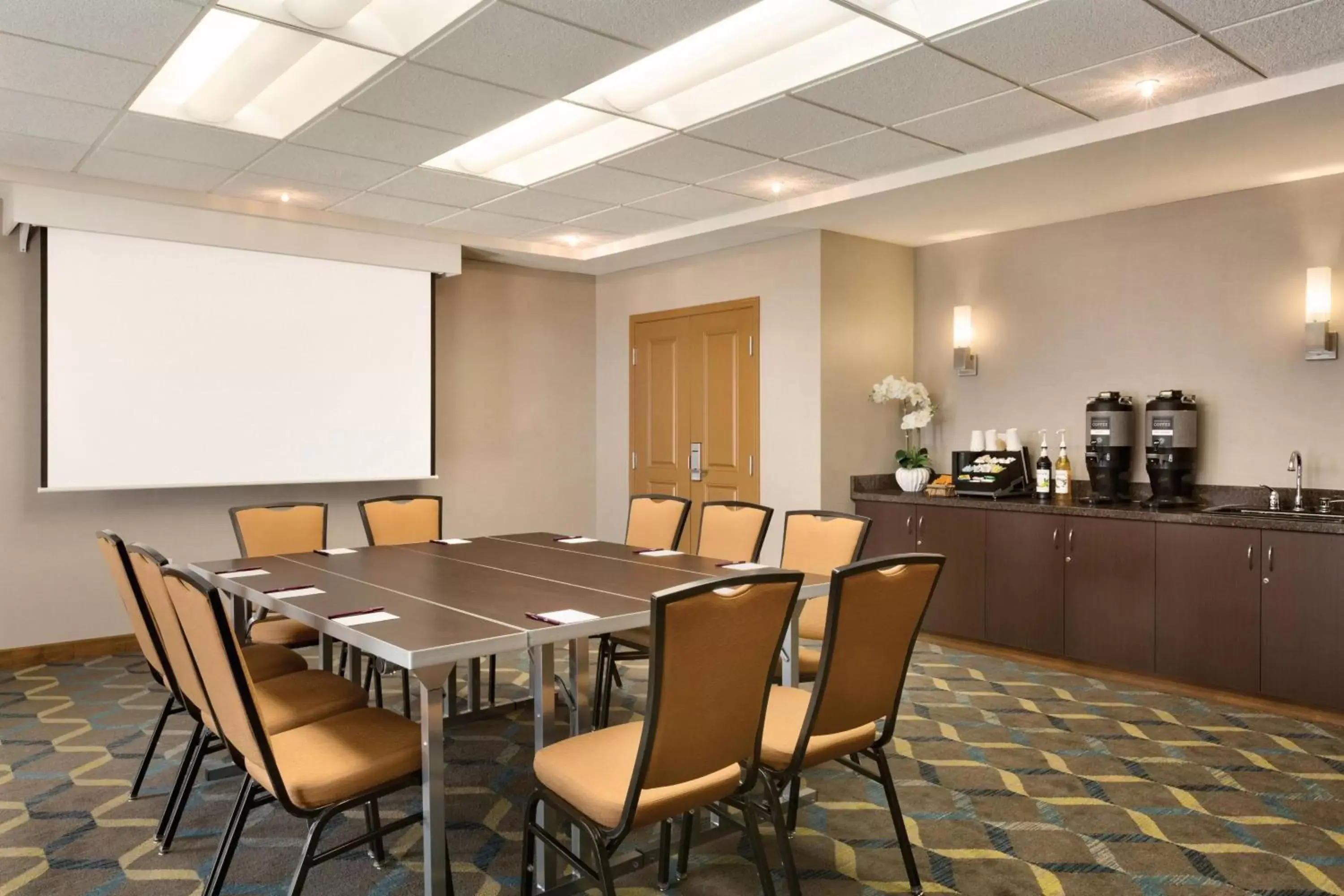 Meeting/conference room in Residence Inn San Diego North/San Marcos